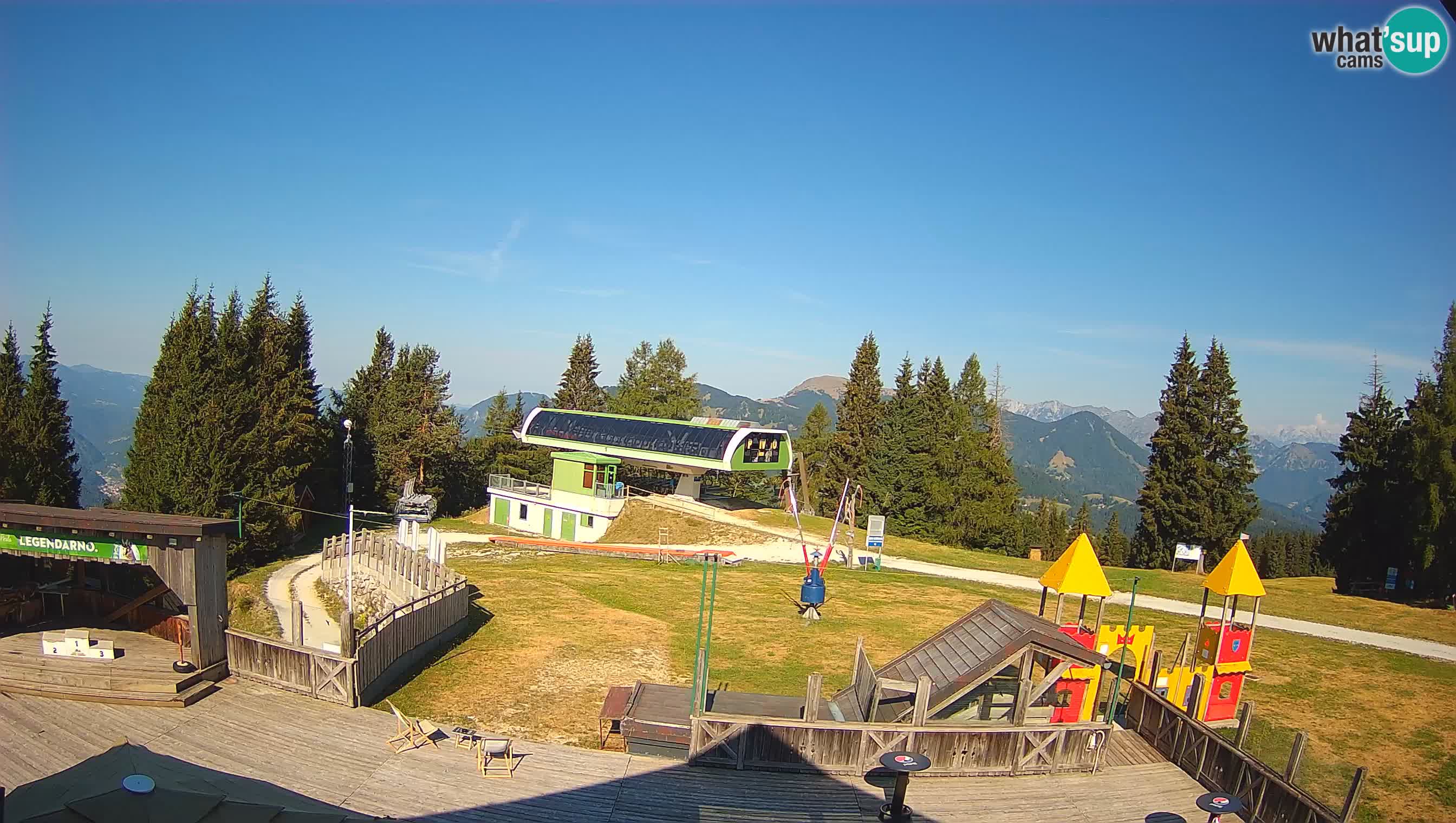 Webcam de la station de ski des Alpes slovènes à Cerkno Počivalo