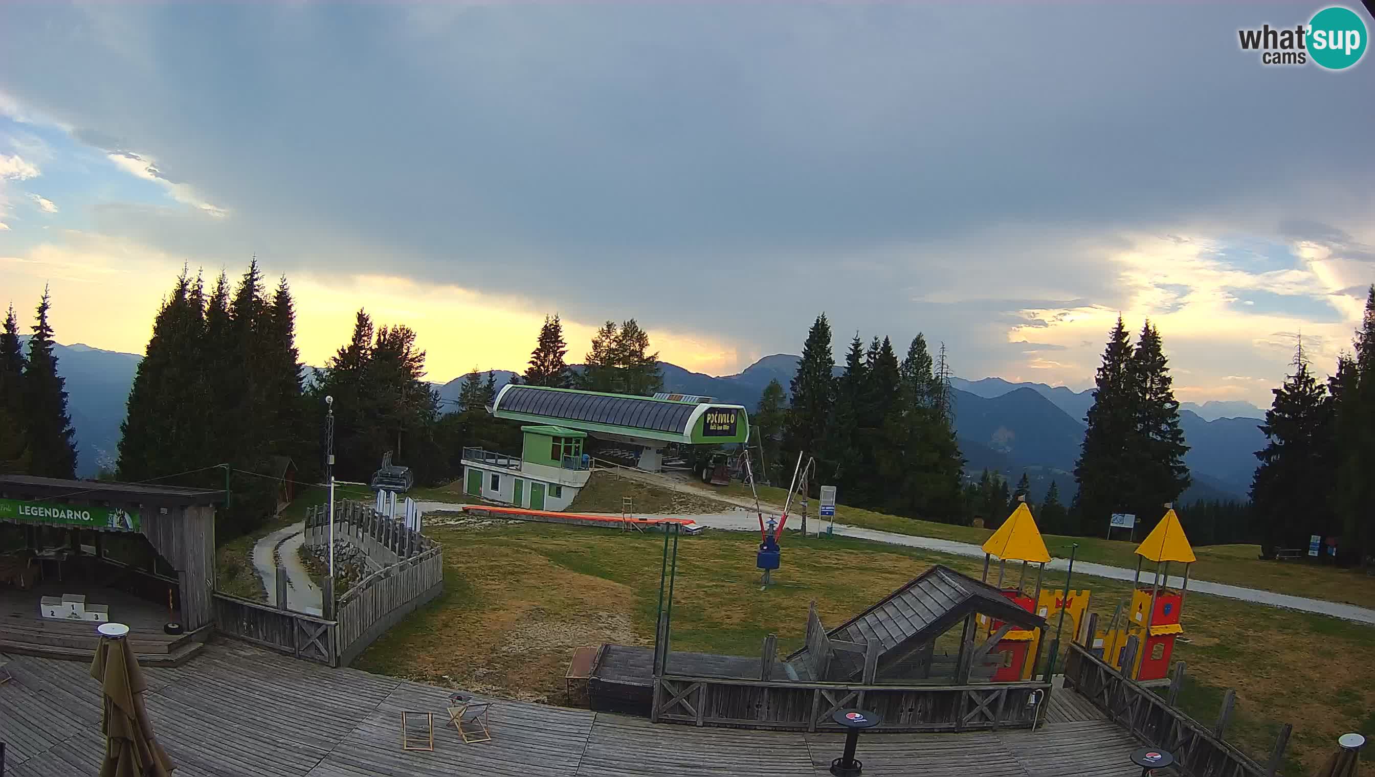 Webcam Počivalo – Alpska Perla | Vista live dalla stazione sciistica di Cerkno