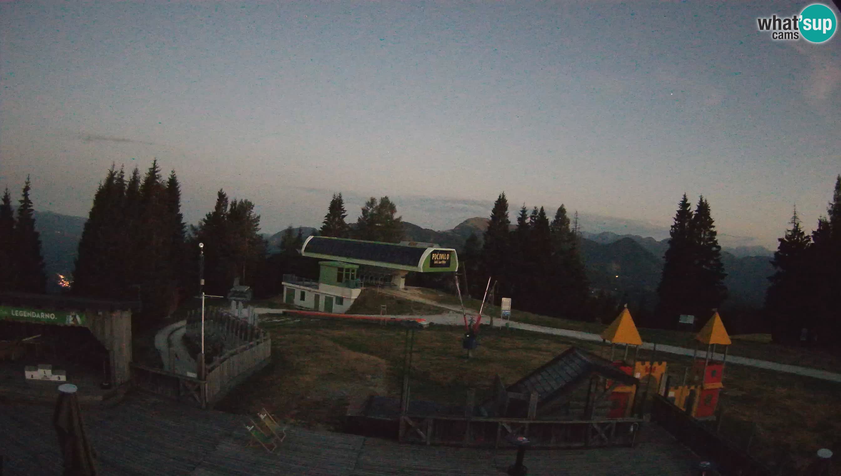 Webcam de la station de ski des Alpes slovènes à Cerkno Počivalo
