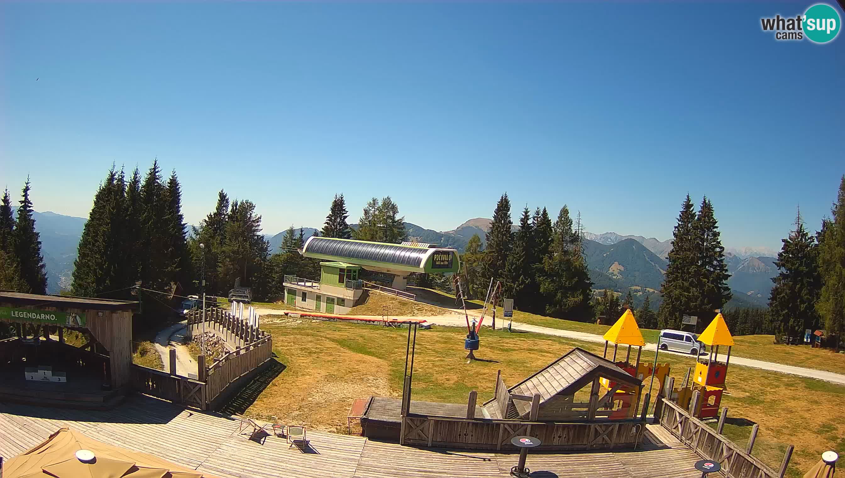 Webcam de la station de ski des Alpes slovènes à Cerkno Počivalo