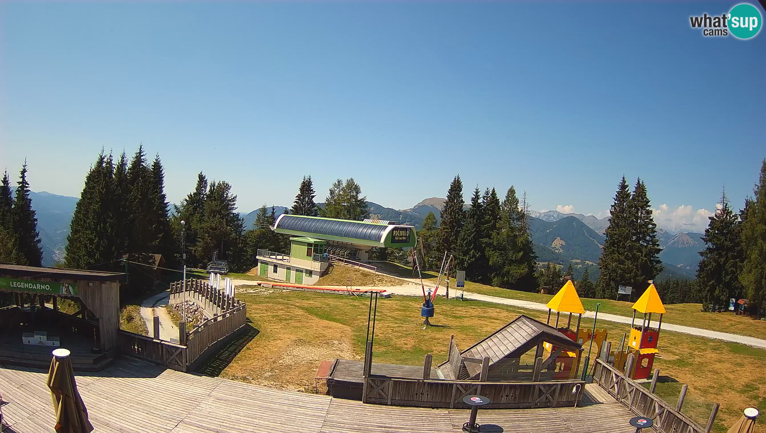 Webcam de la station de ski des Alpes slovènes à Cerkno Počivalo