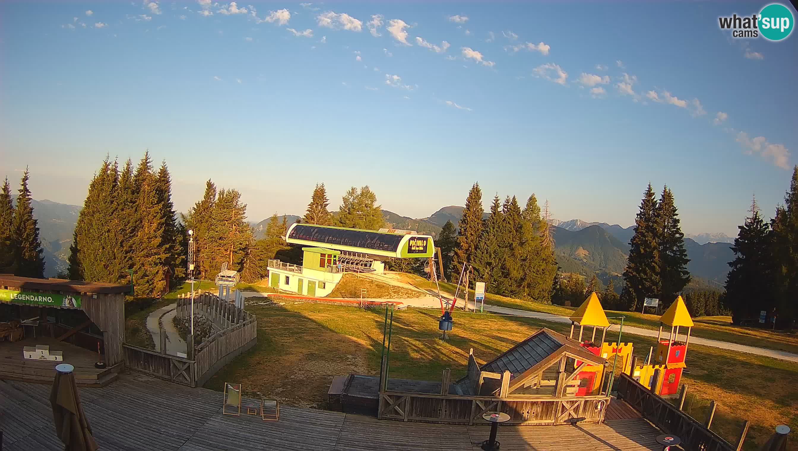 Web kamera Počivalo – Alpska Perla | Pogled uživo sa skijališta Cerkno