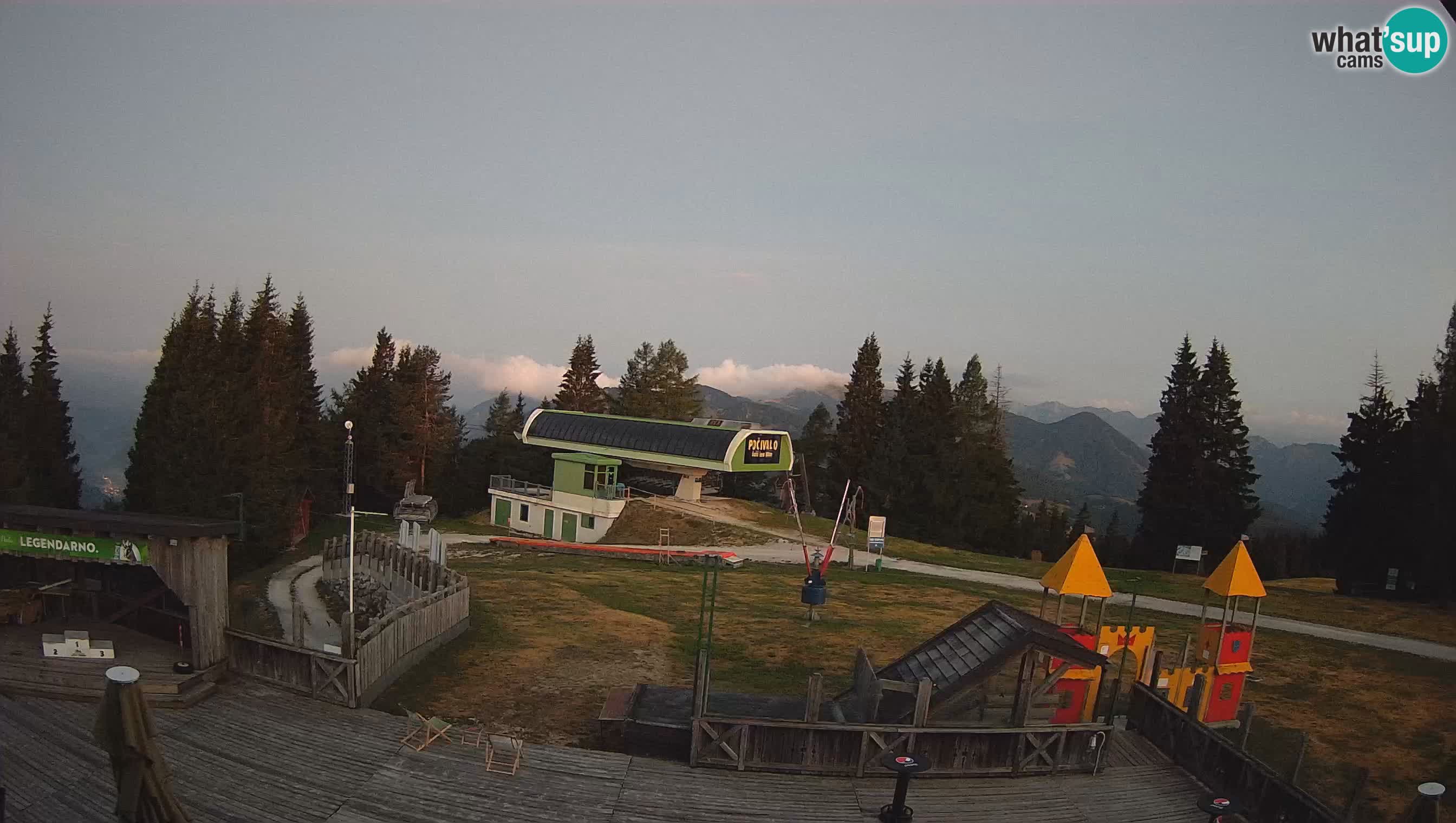 Webcam Počivalo – Alpska Perla | Vista live dalla stazione sciistica di Cerkno
