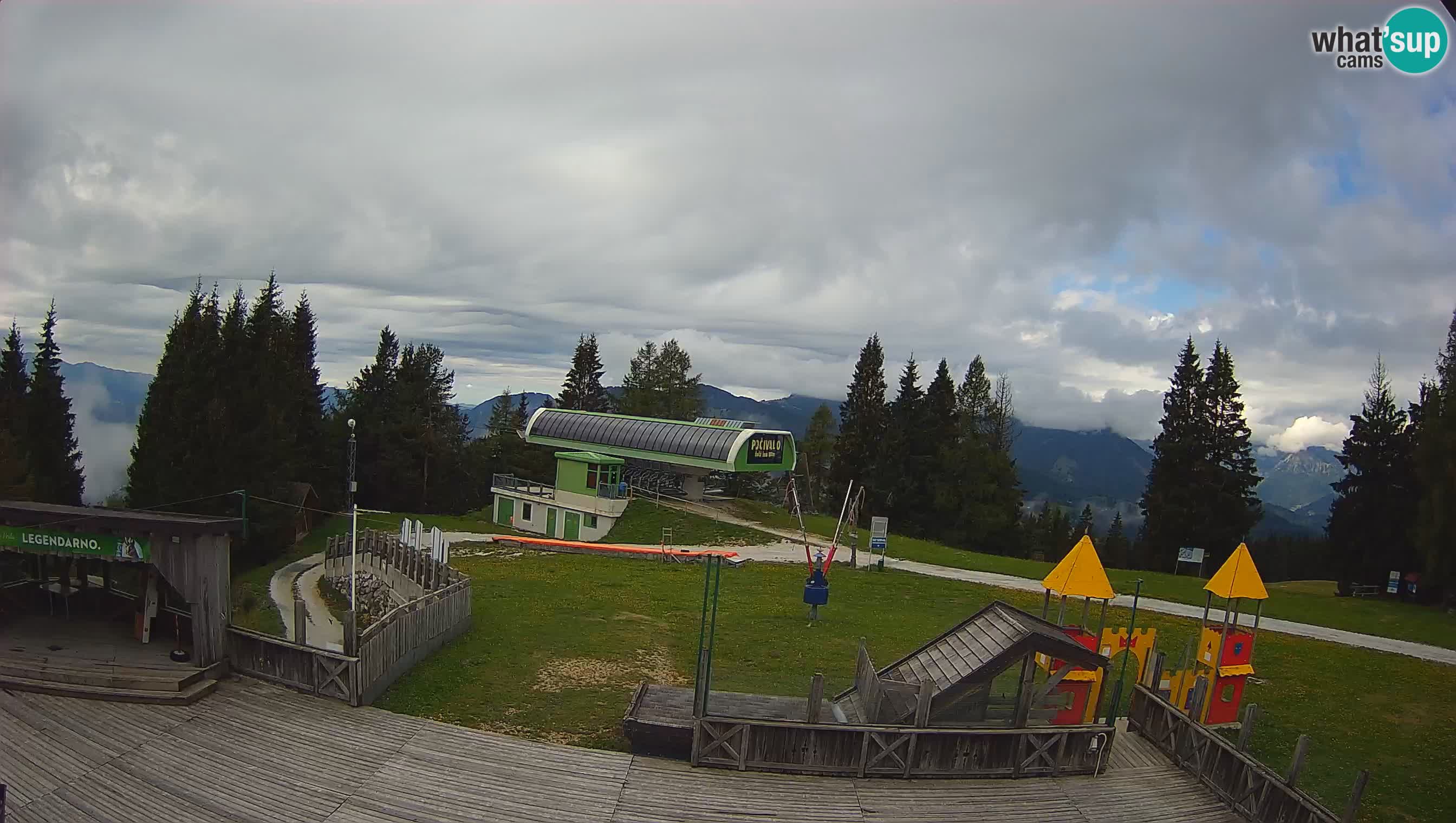 Webcam de la station de ski des Alpes slovènes à Cerkno Počivalo