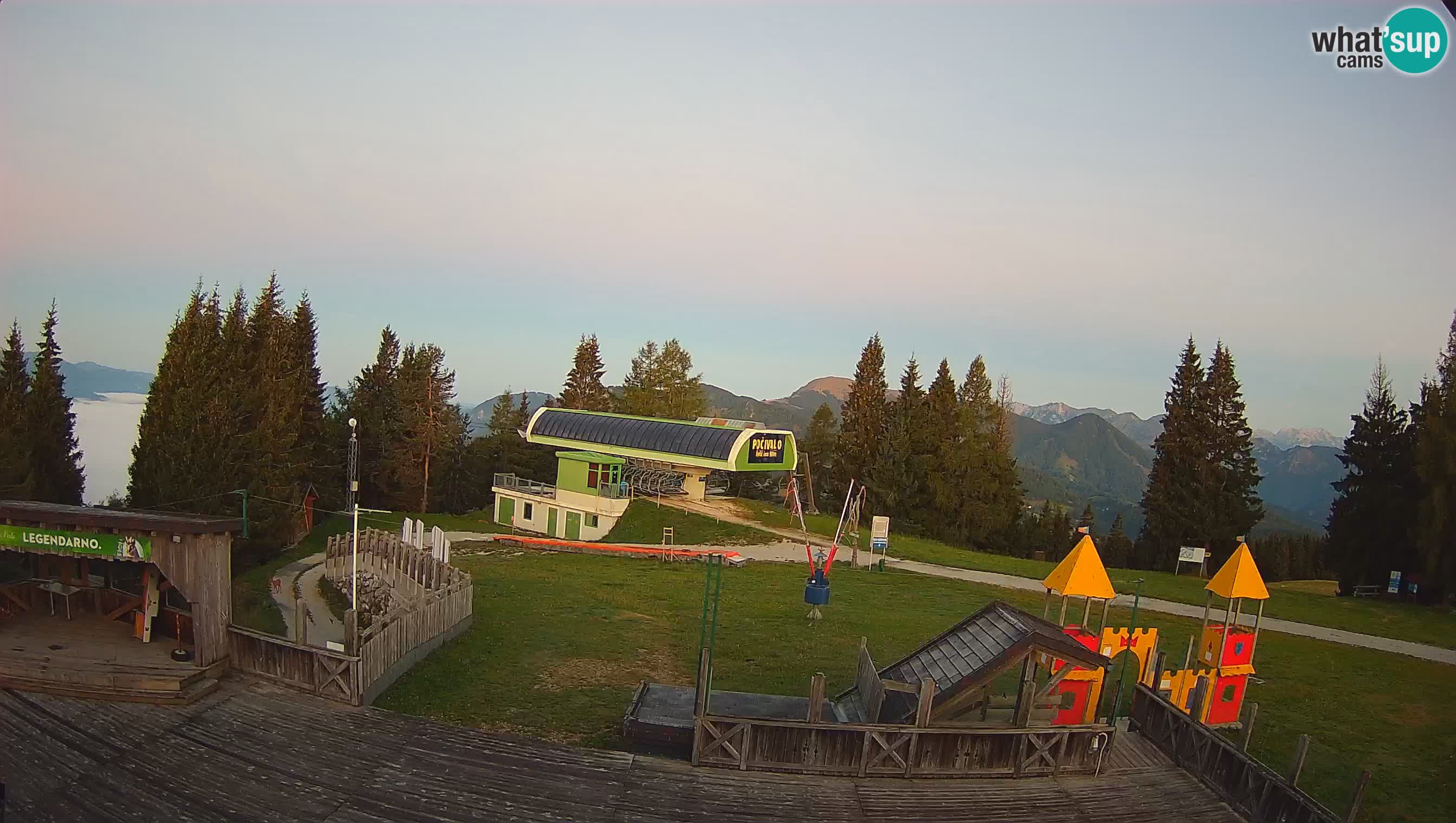 Webcam de la station de ski des Alpes slovènes à Cerkno Počivalo