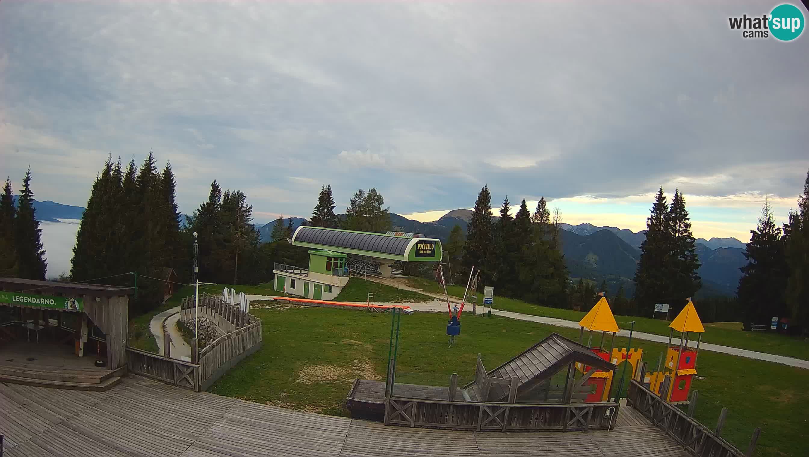 Webcam de la station de ski des Alpes slovènes à Cerkno Počivalo