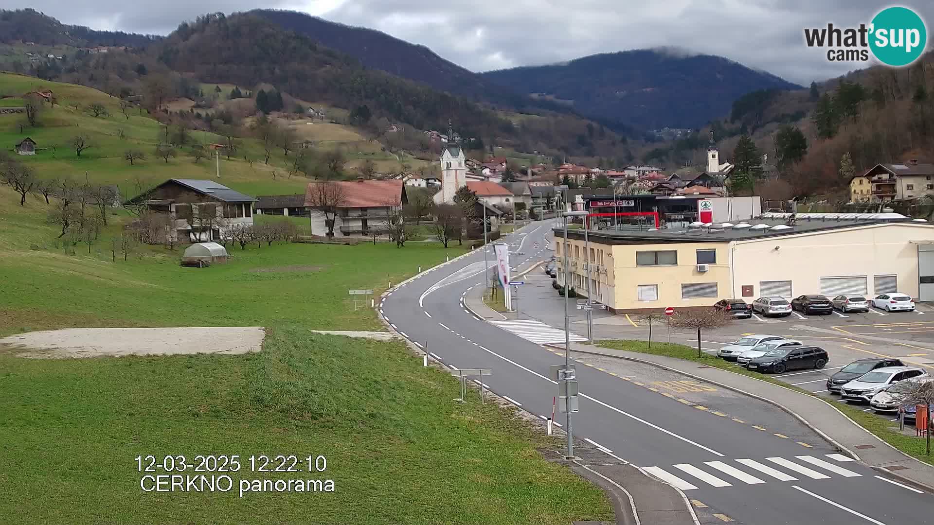 Webcam en direct – Entrée de la ville de Cerkno