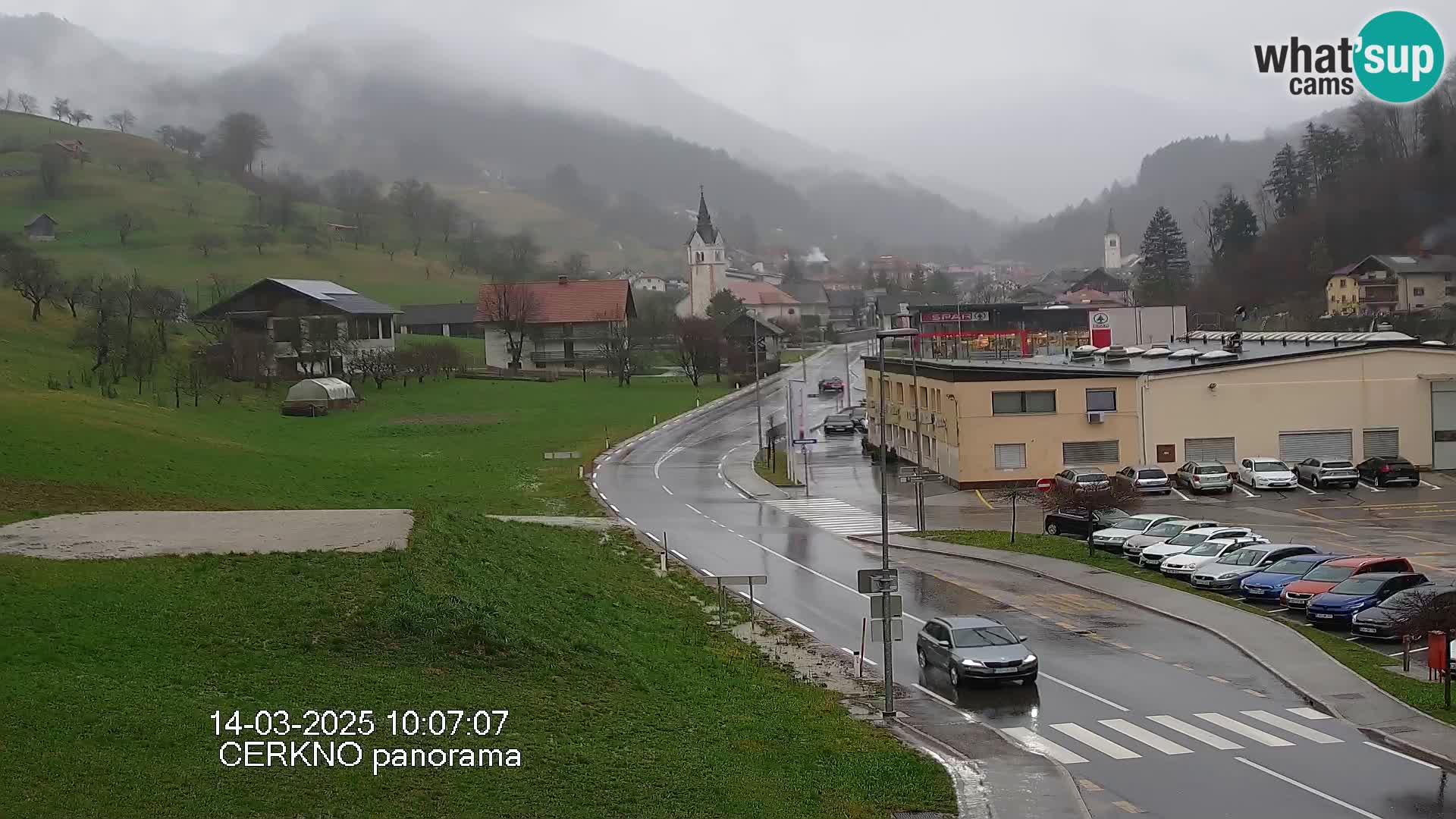 Webcam en direct – Entrée de la ville de Cerkno