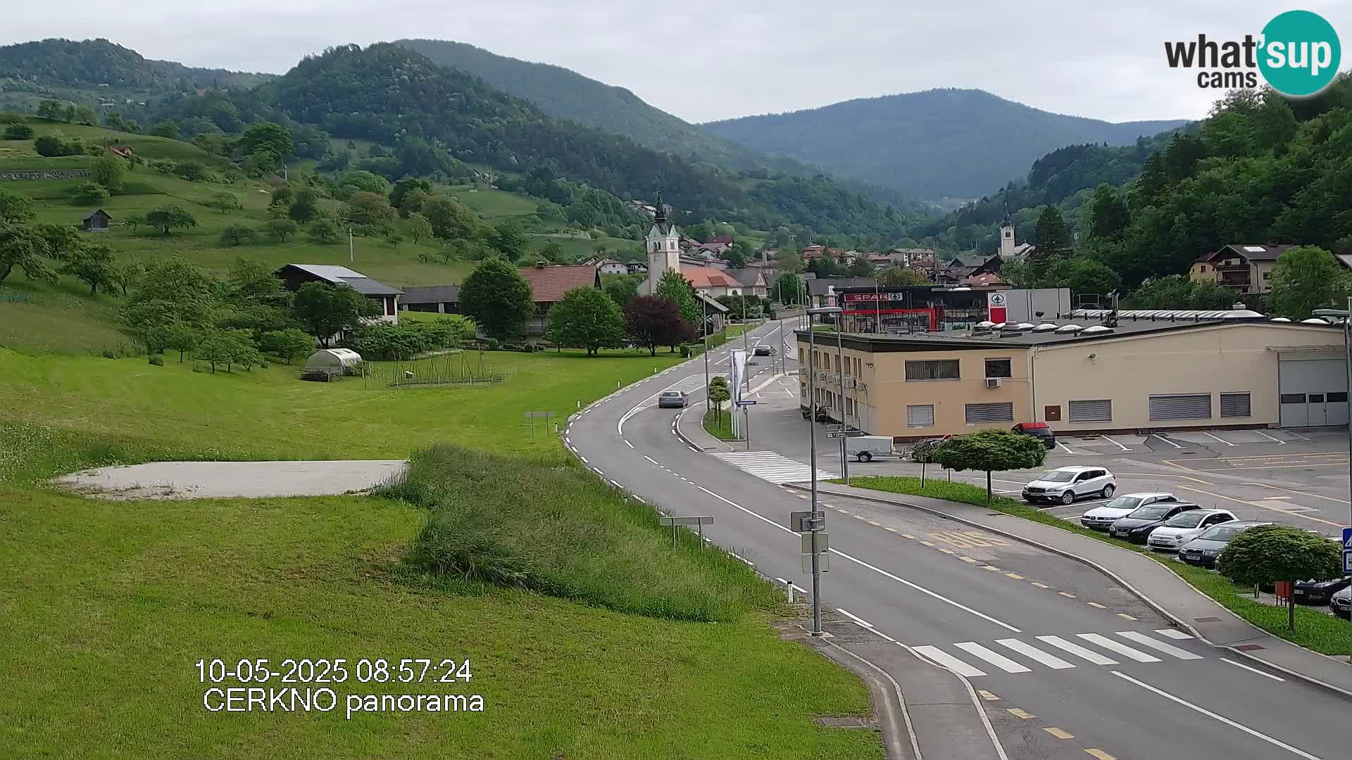 Webcam en direct – Entrée de la ville de Cerkno