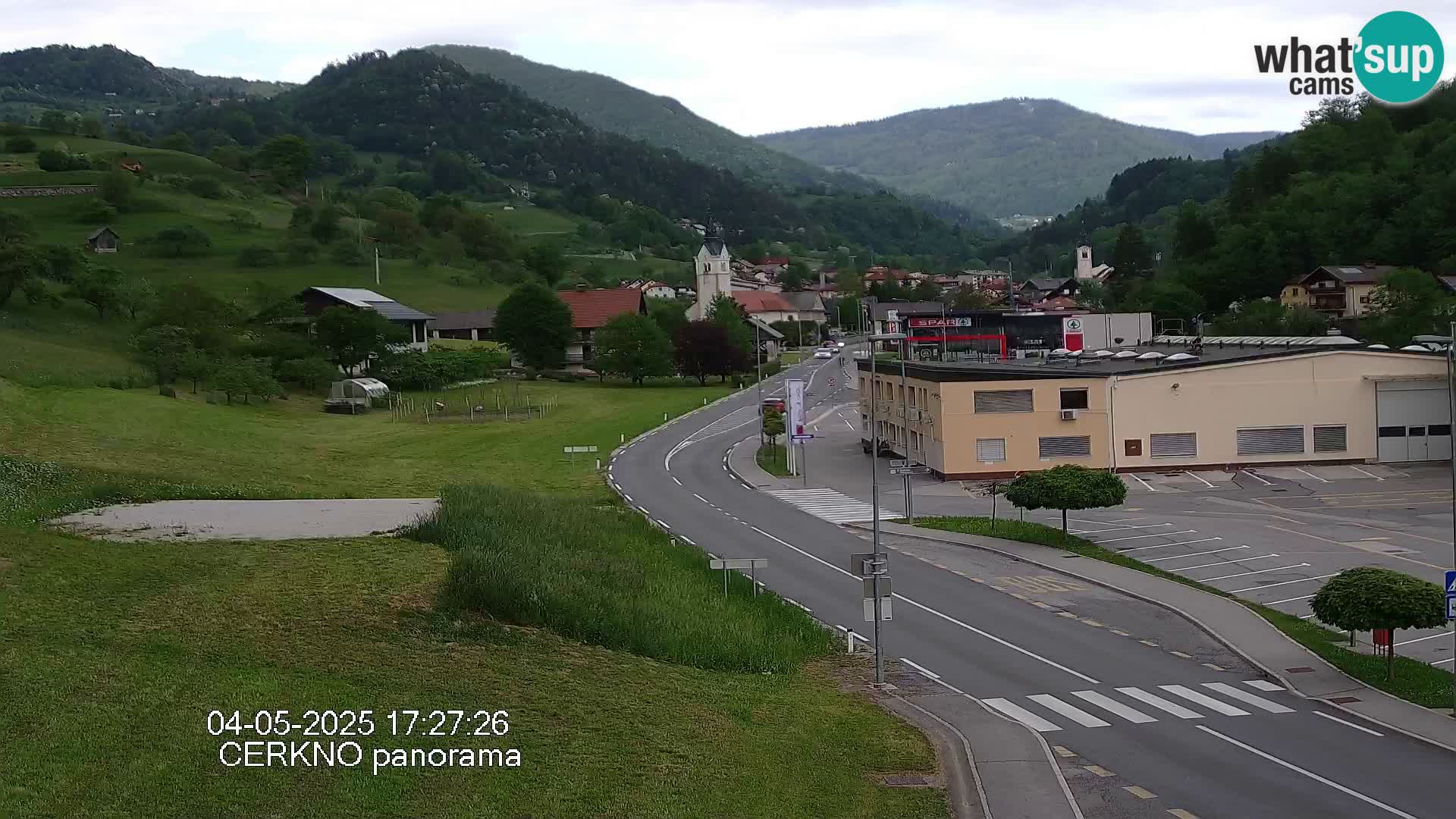 Webcam en direct – Entrée de la ville de Cerkno