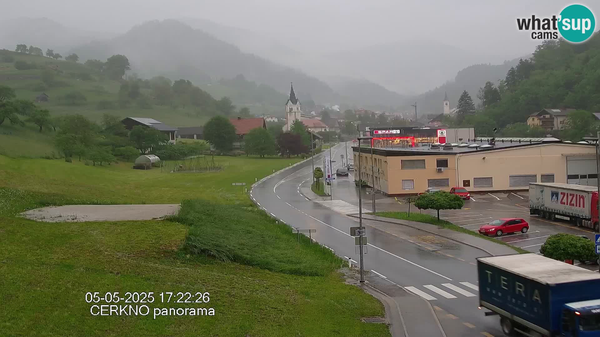 Webcam en direct – Entrée de la ville de Cerkno