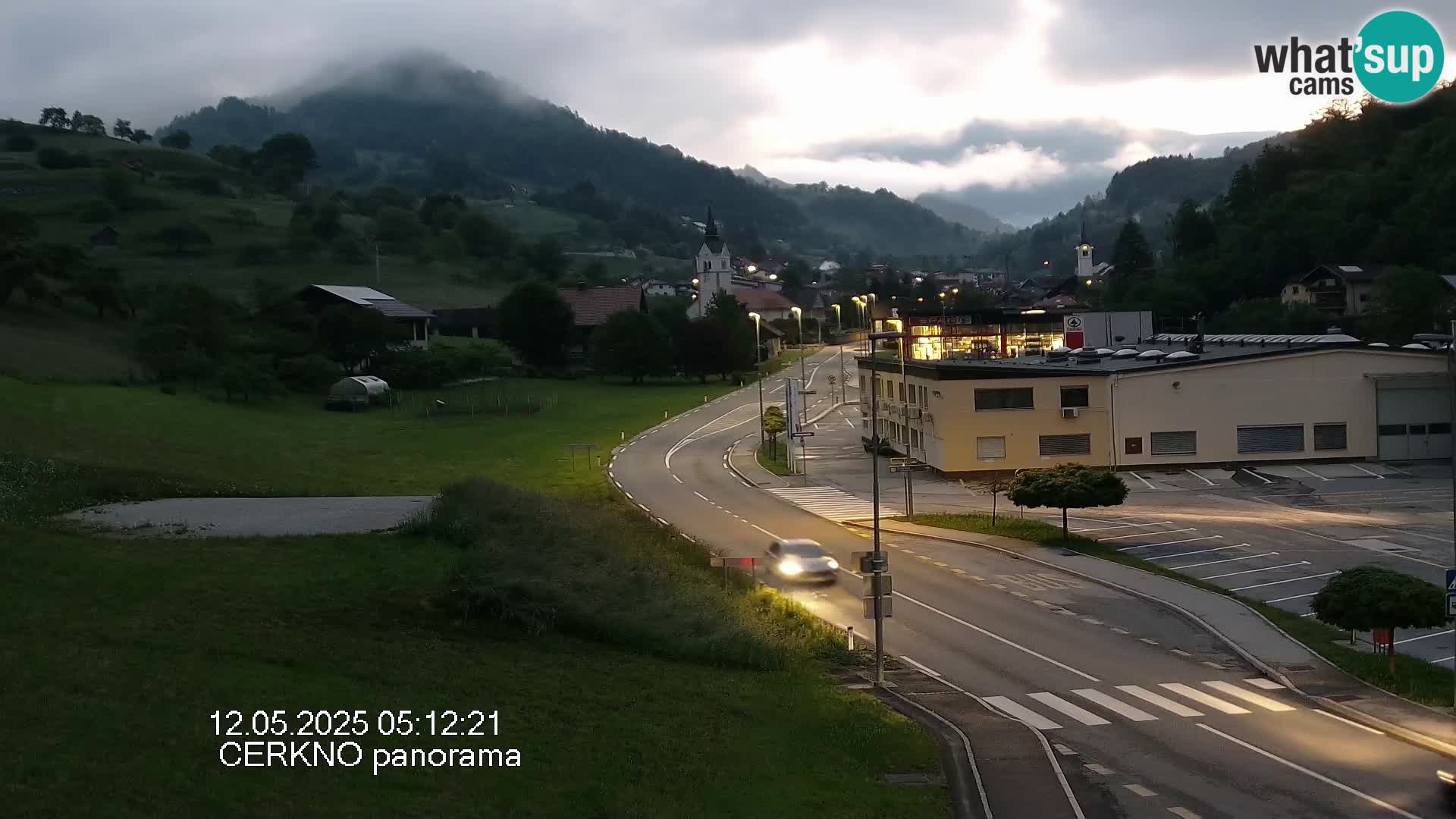 Webcam en direct – Entrée de la ville de Cerkno