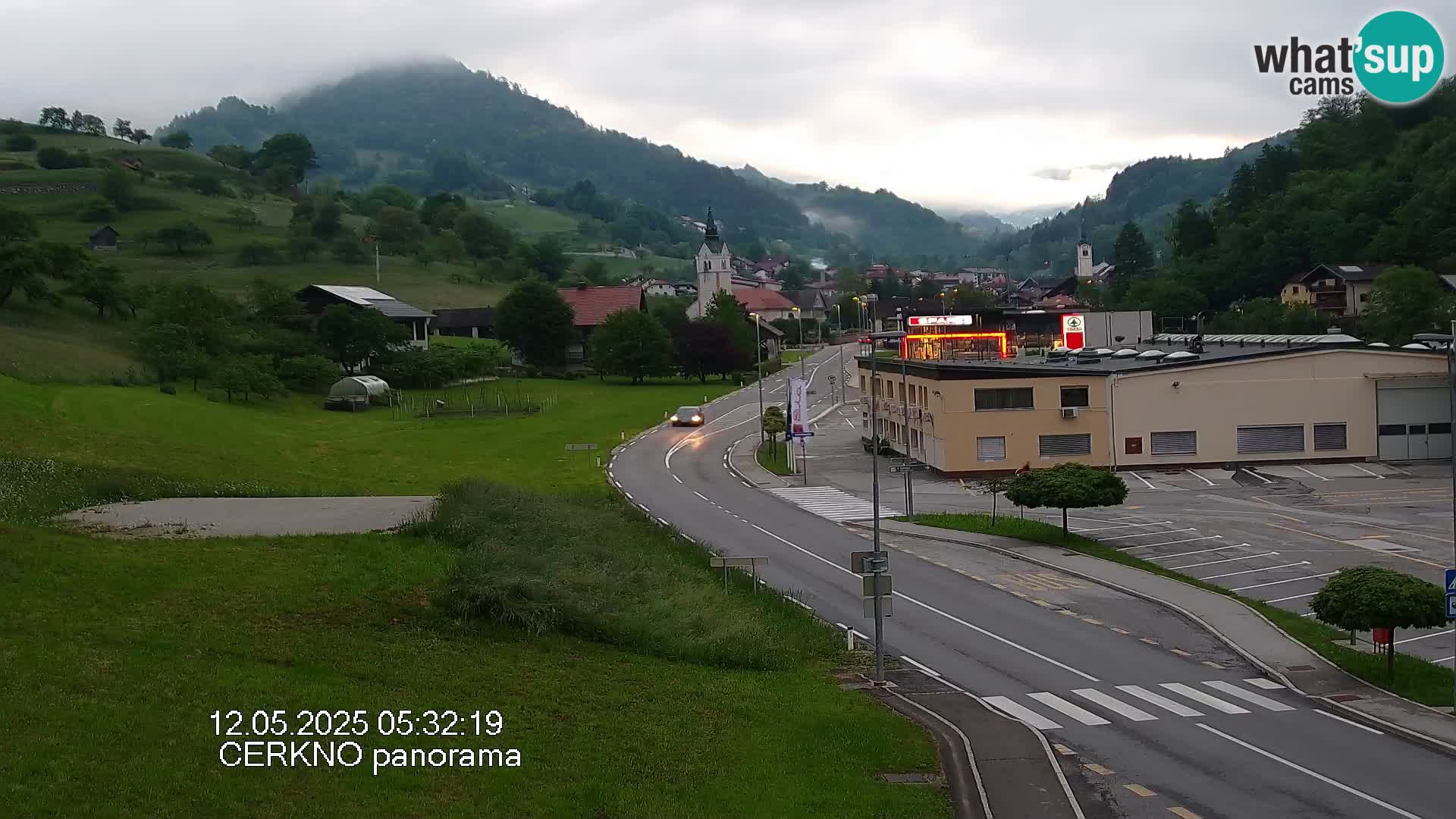 Cerkno entrada a la ciudad Webcam en vivo