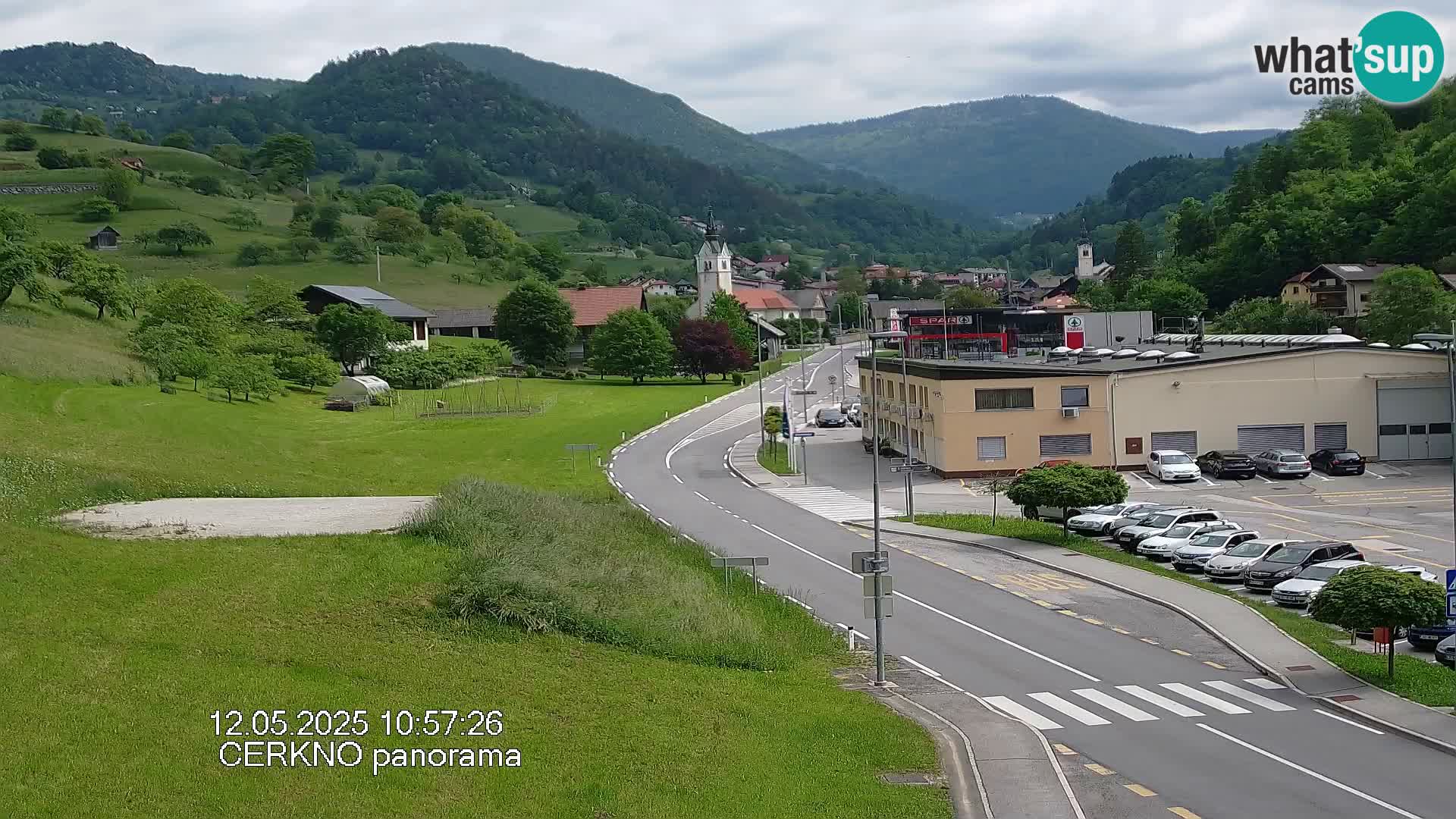 Webcam en direct – Entrée de la ville de Cerkno