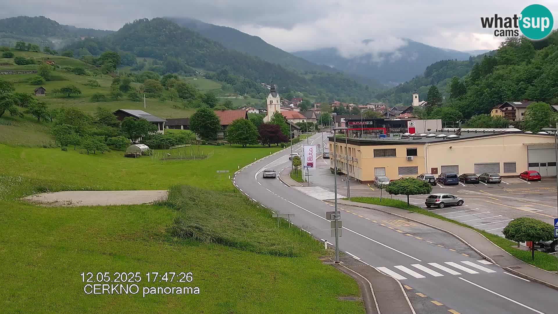 Cerkno entrada a la ciudad Webcam en vivo