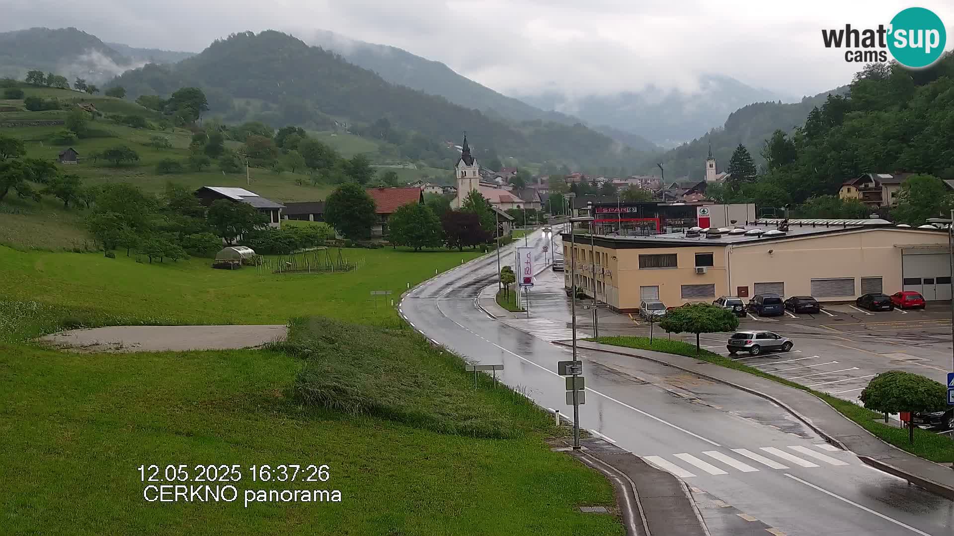 Webcam en direct – Entrée de la ville de Cerkno