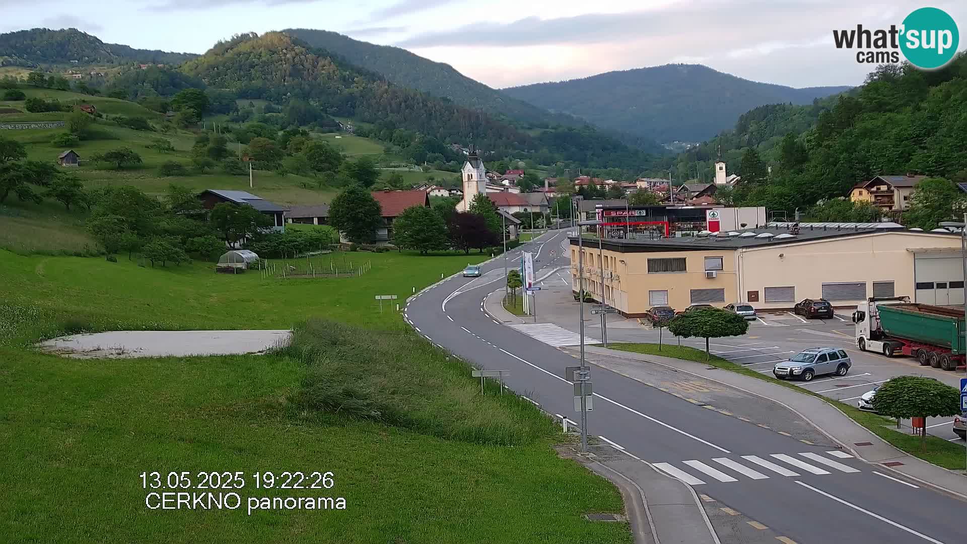 Cerkno entrada a la ciudad Webcam en vivo