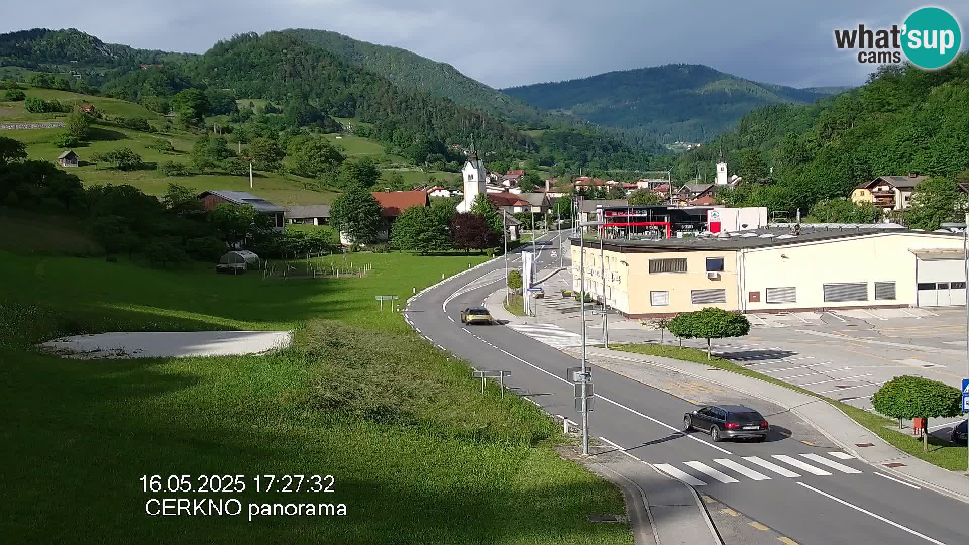Webcam en direct – Entrée de la ville de Cerkno