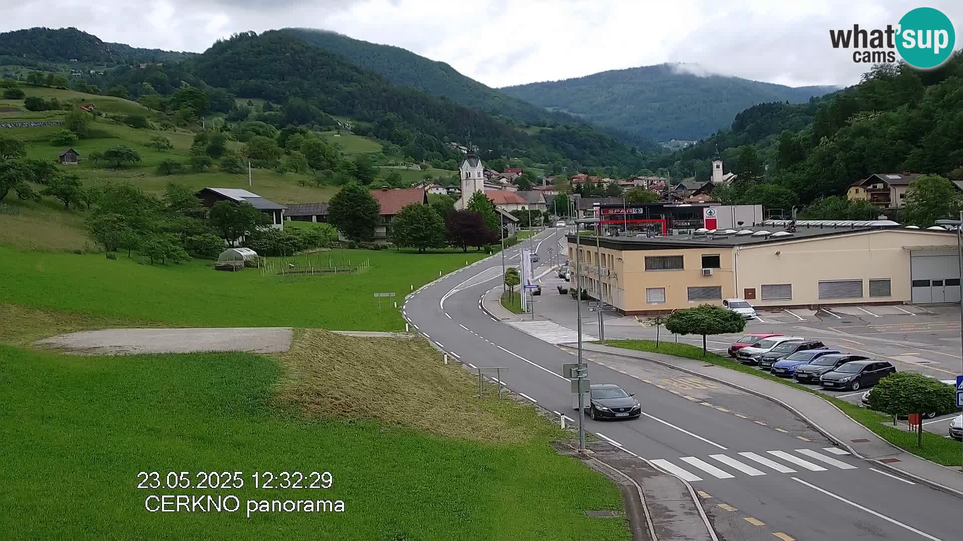 Cerkno entrada a la ciudad Webcam en vivo