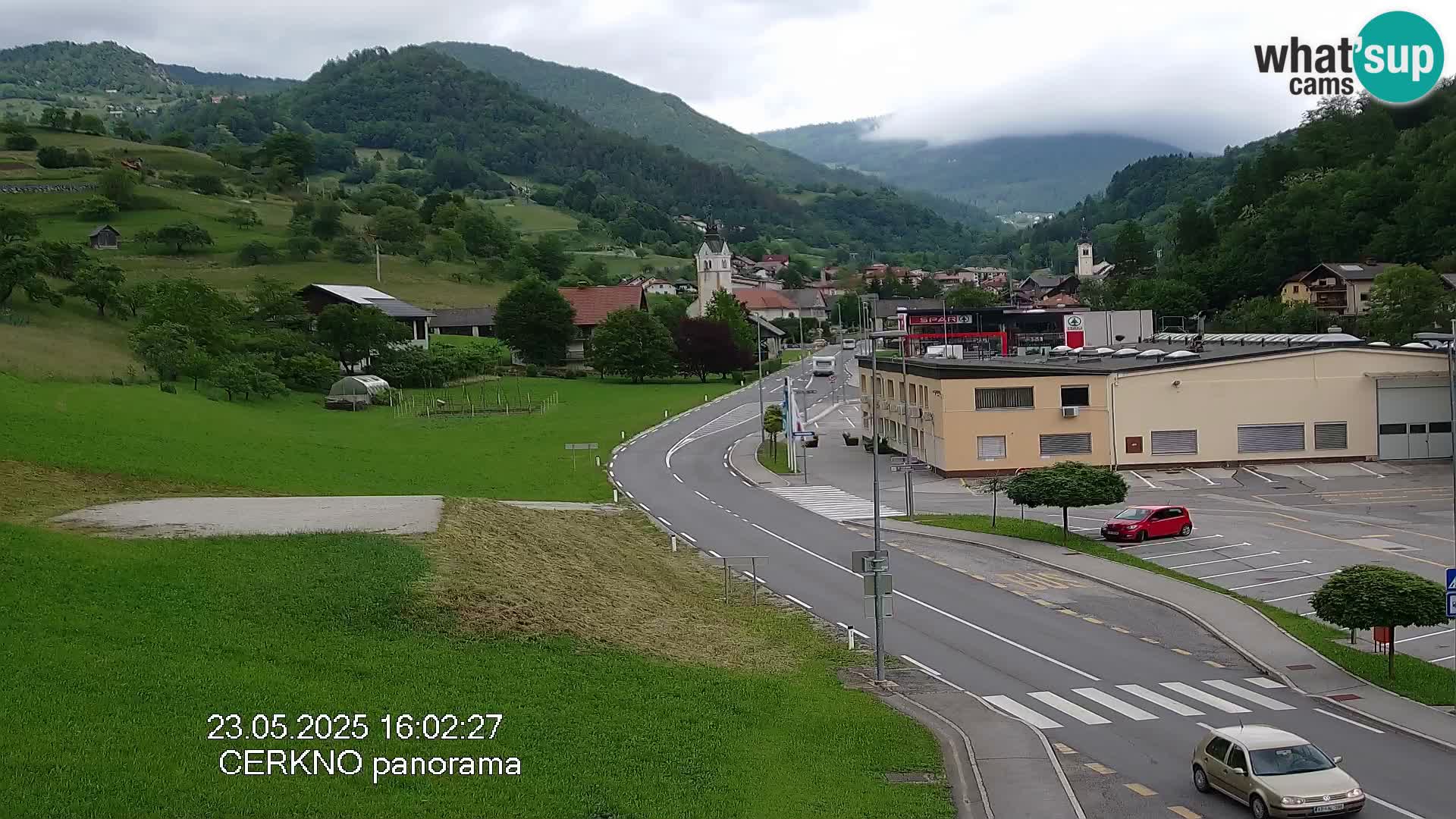 Cerkno entrada a la ciudad Webcam en vivo