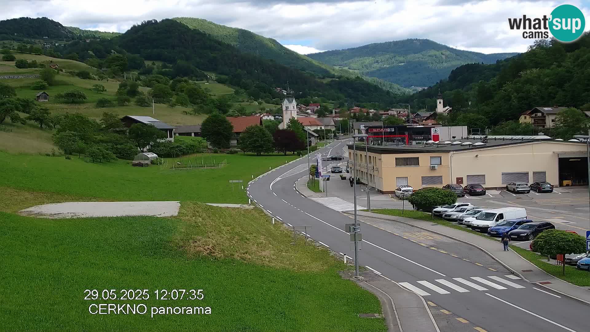Webcam en direct – Entrée de la ville de Cerkno