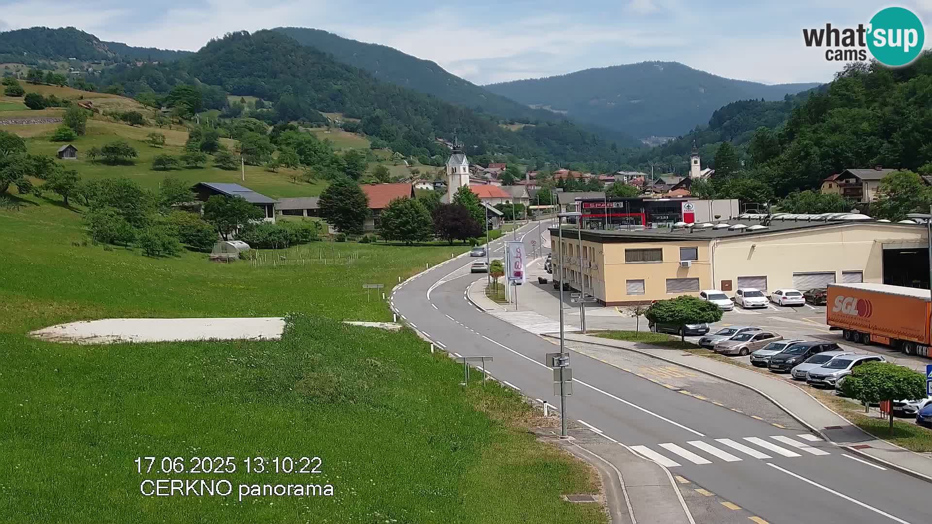 Webcam en direct – Entrée de la ville de Cerkno