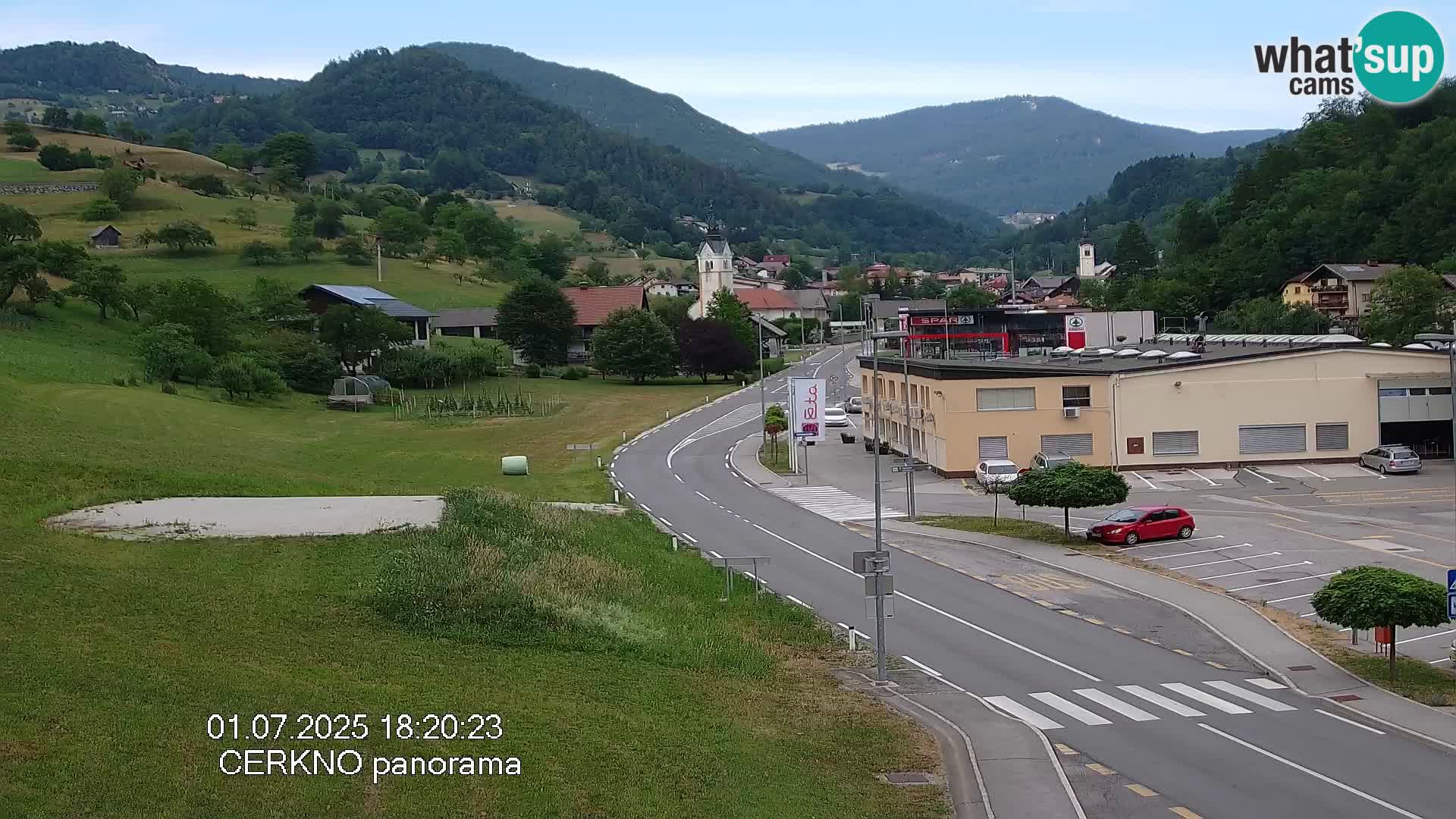 Webcam en direct – Entrée de la ville de Cerkno