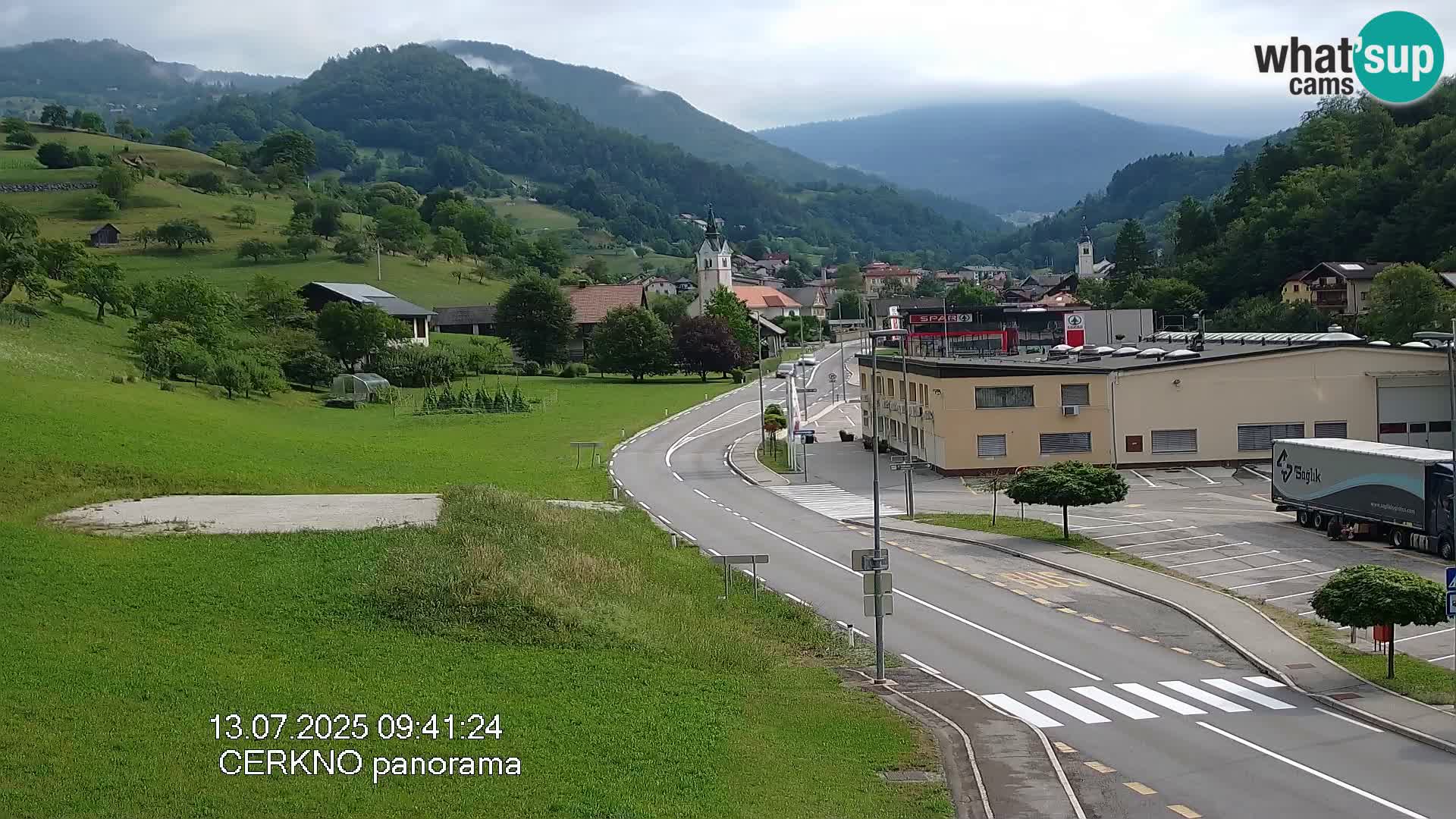Cerkno entrada a la ciudad Webcam en vivo