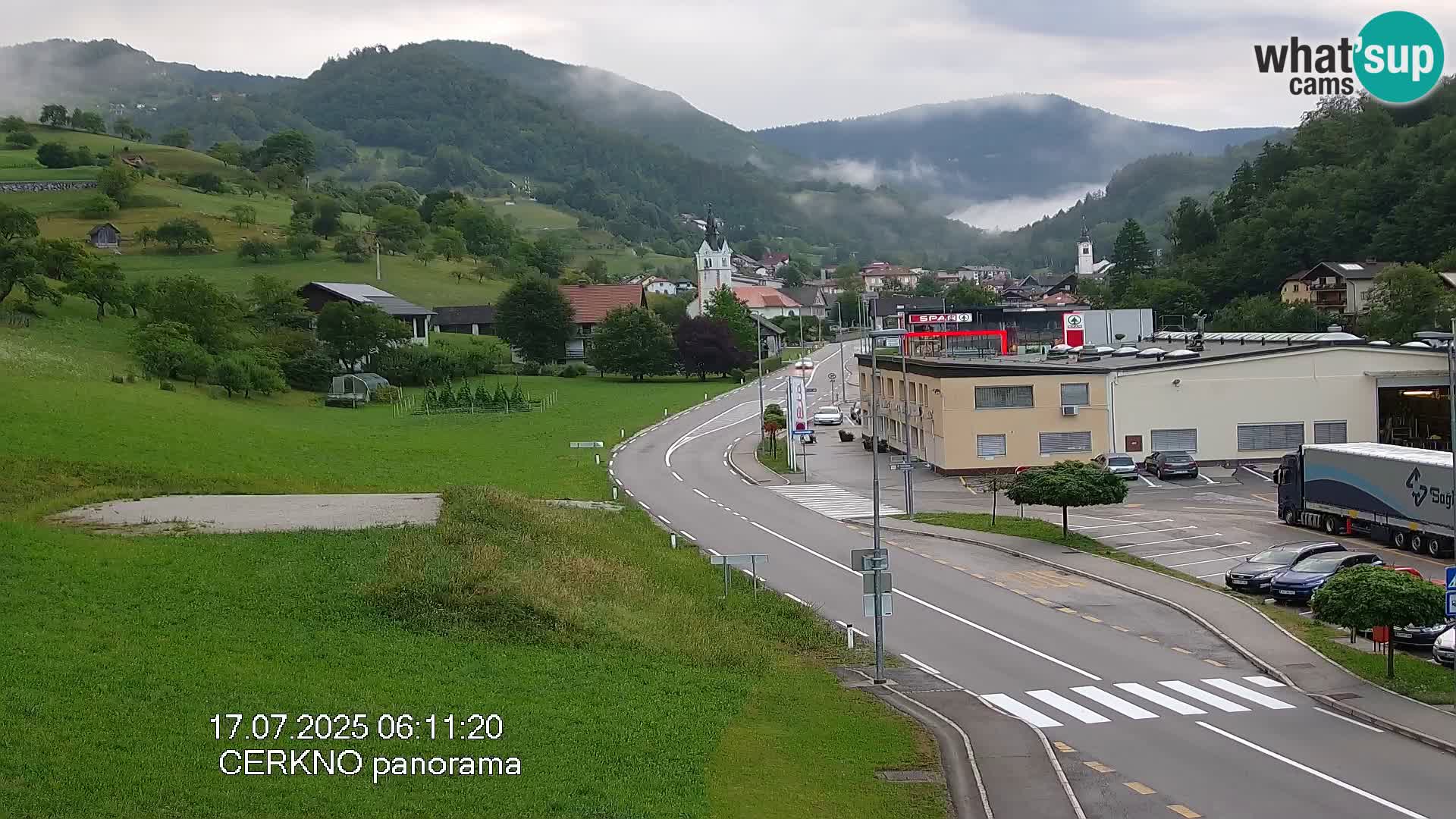 Cerkno entrada a la ciudad Webcam en vivo