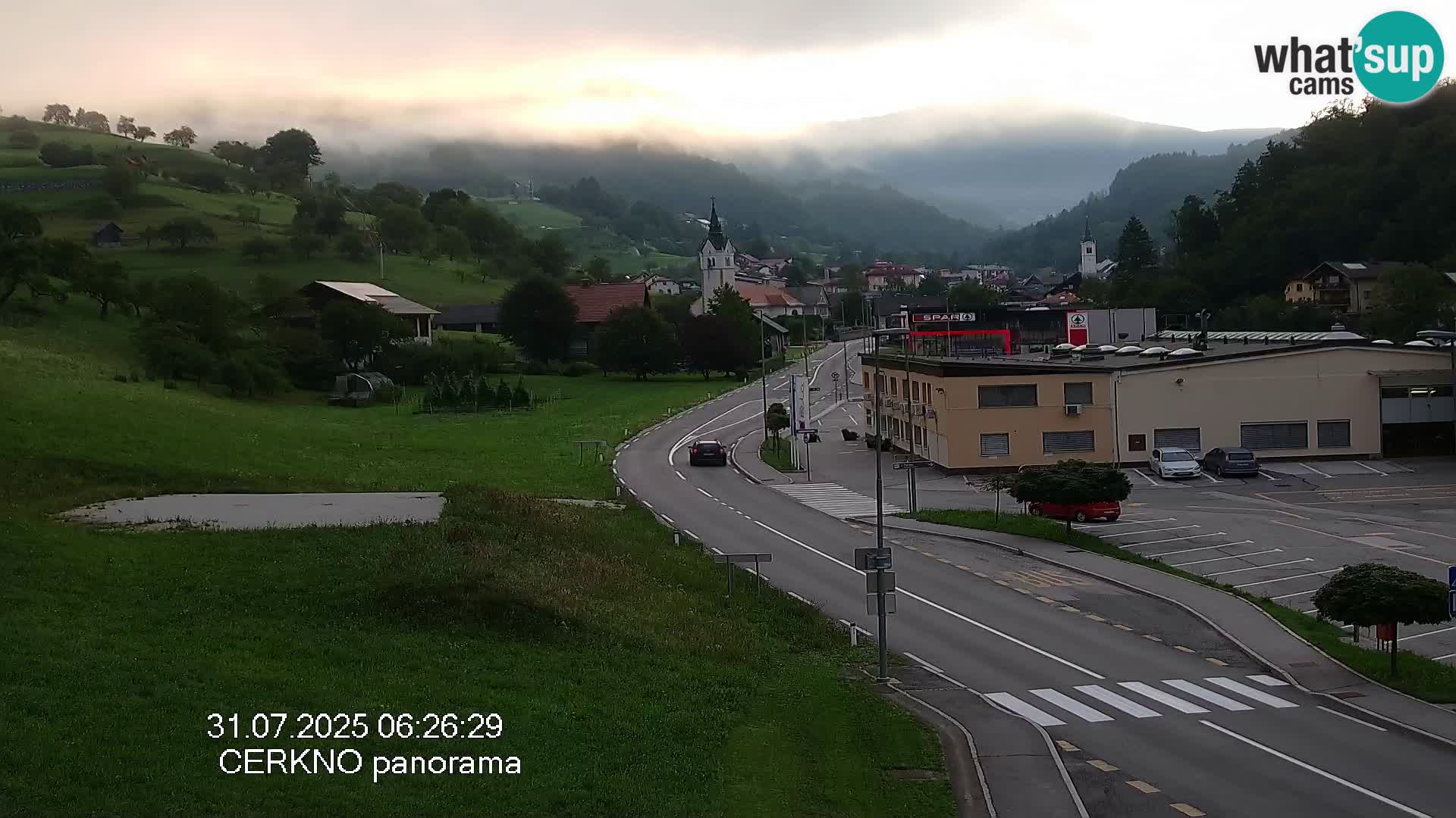 Webcam en direct – Entrée de la ville de Cerkno
