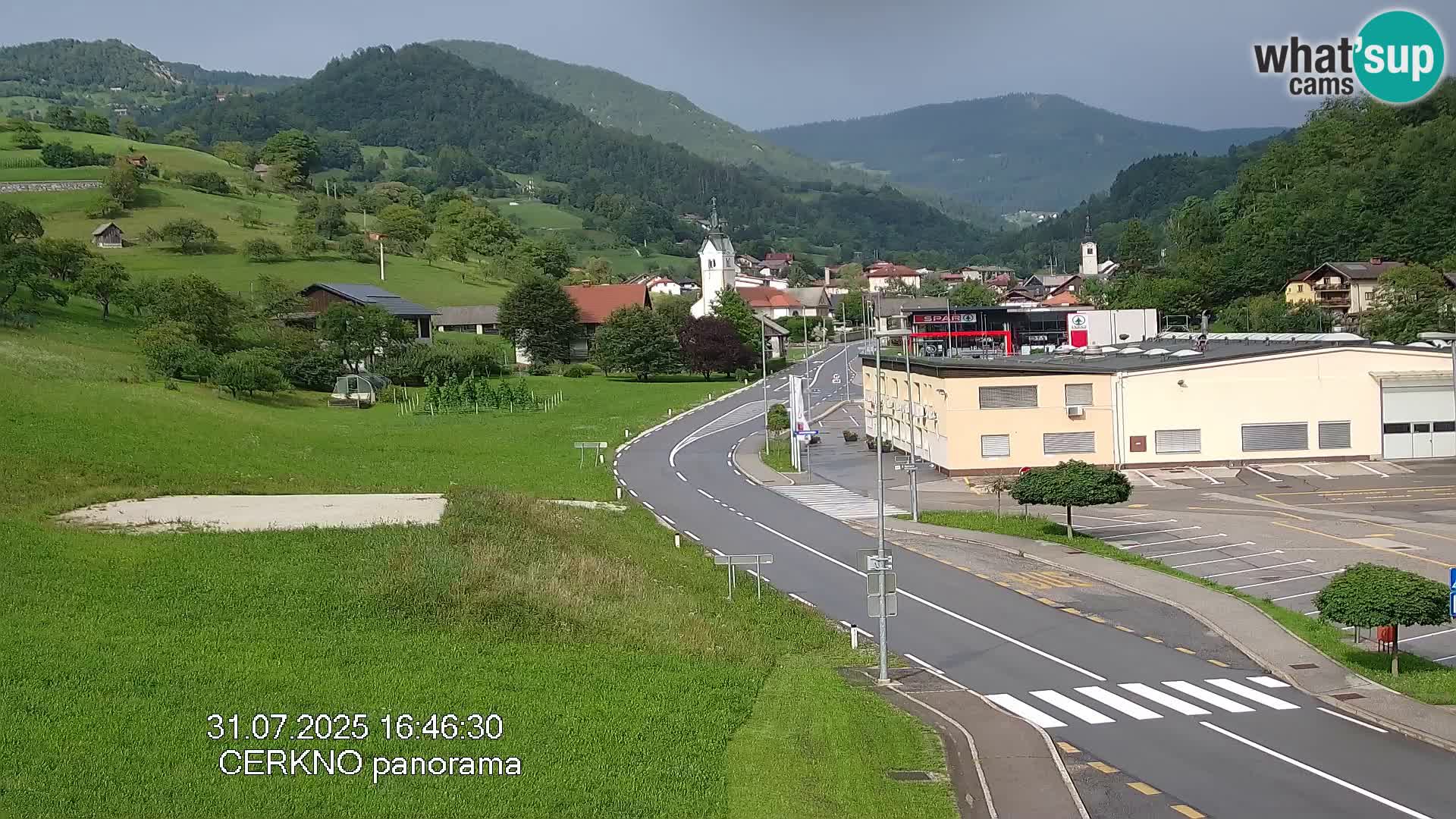 Webcam en direct – Entrée de la ville de Cerkno