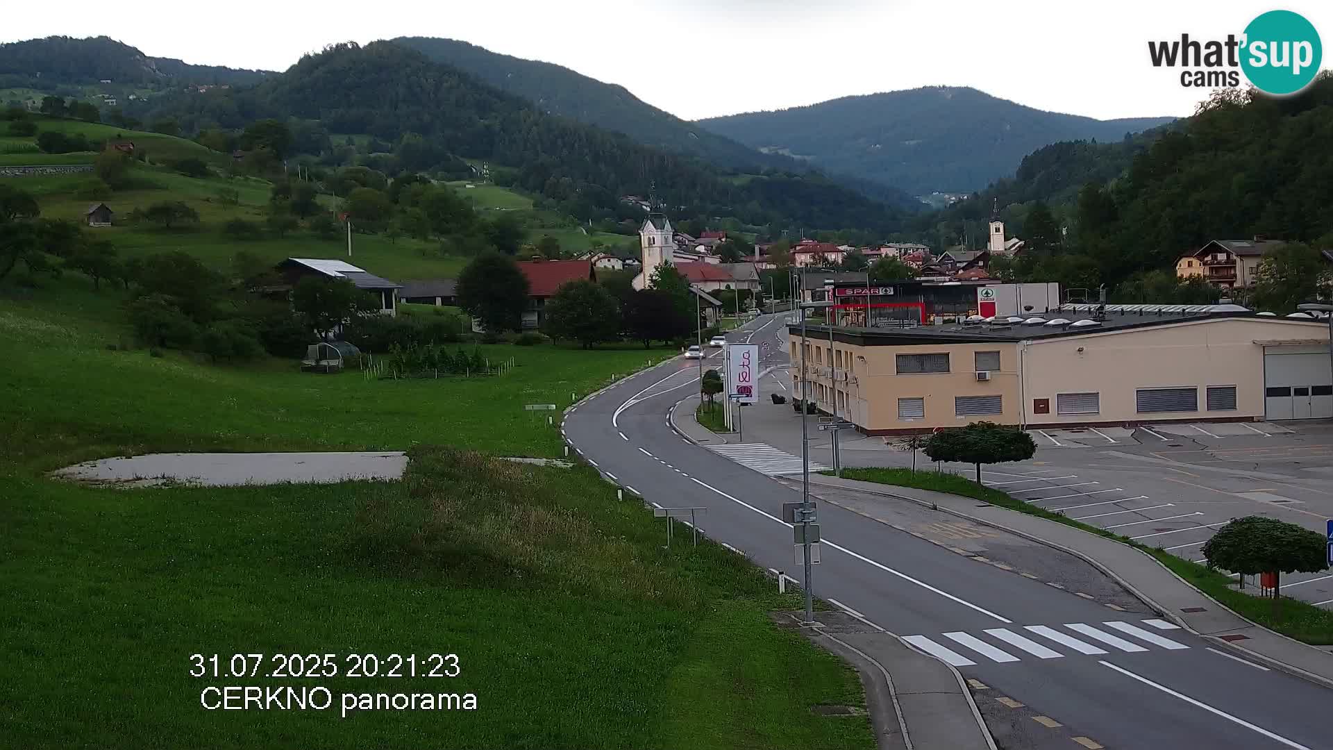 Webcam en direct – Entrée de la ville de Cerkno
