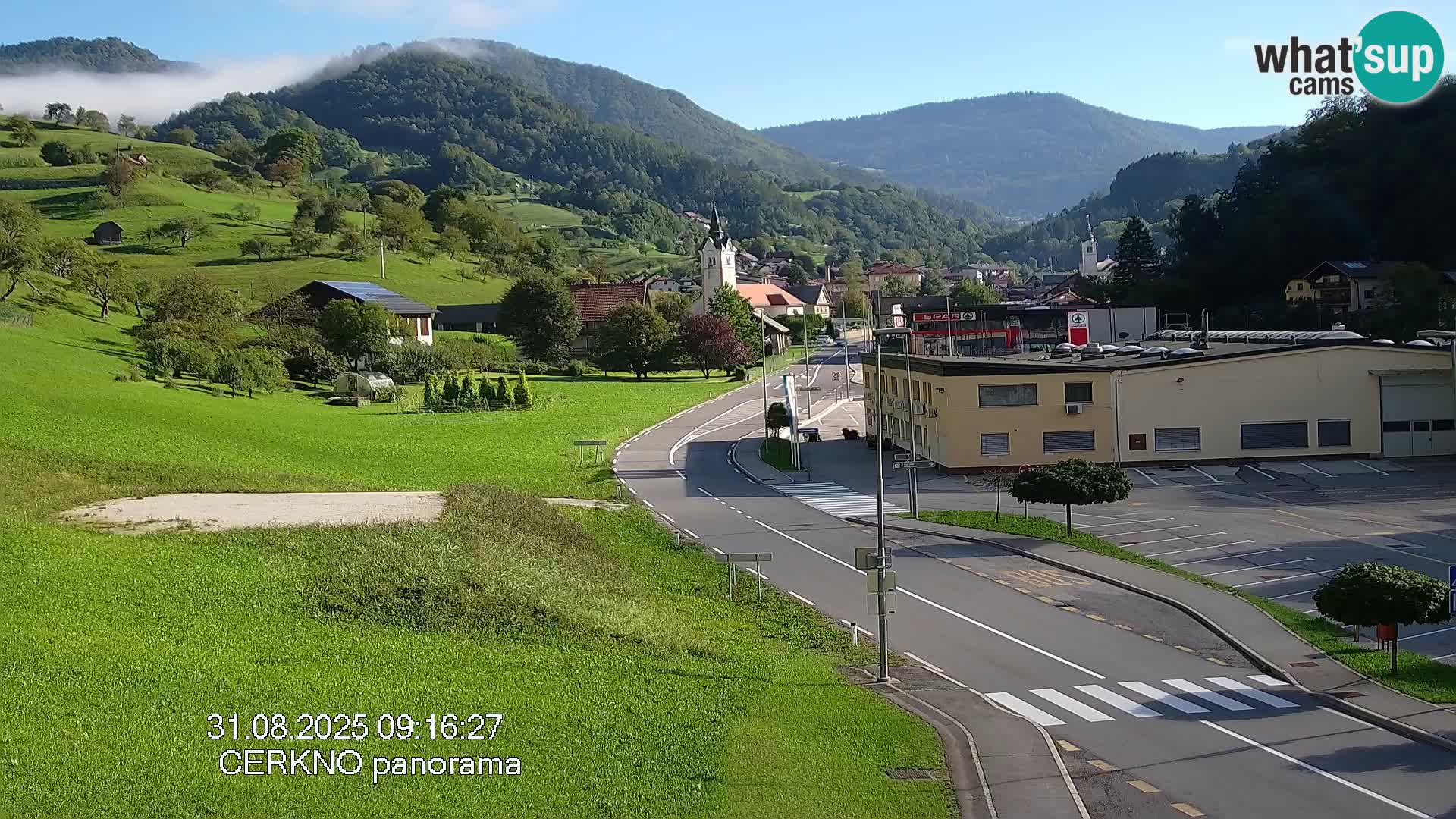 Webcam en direct – Entrée de la ville de Cerkno