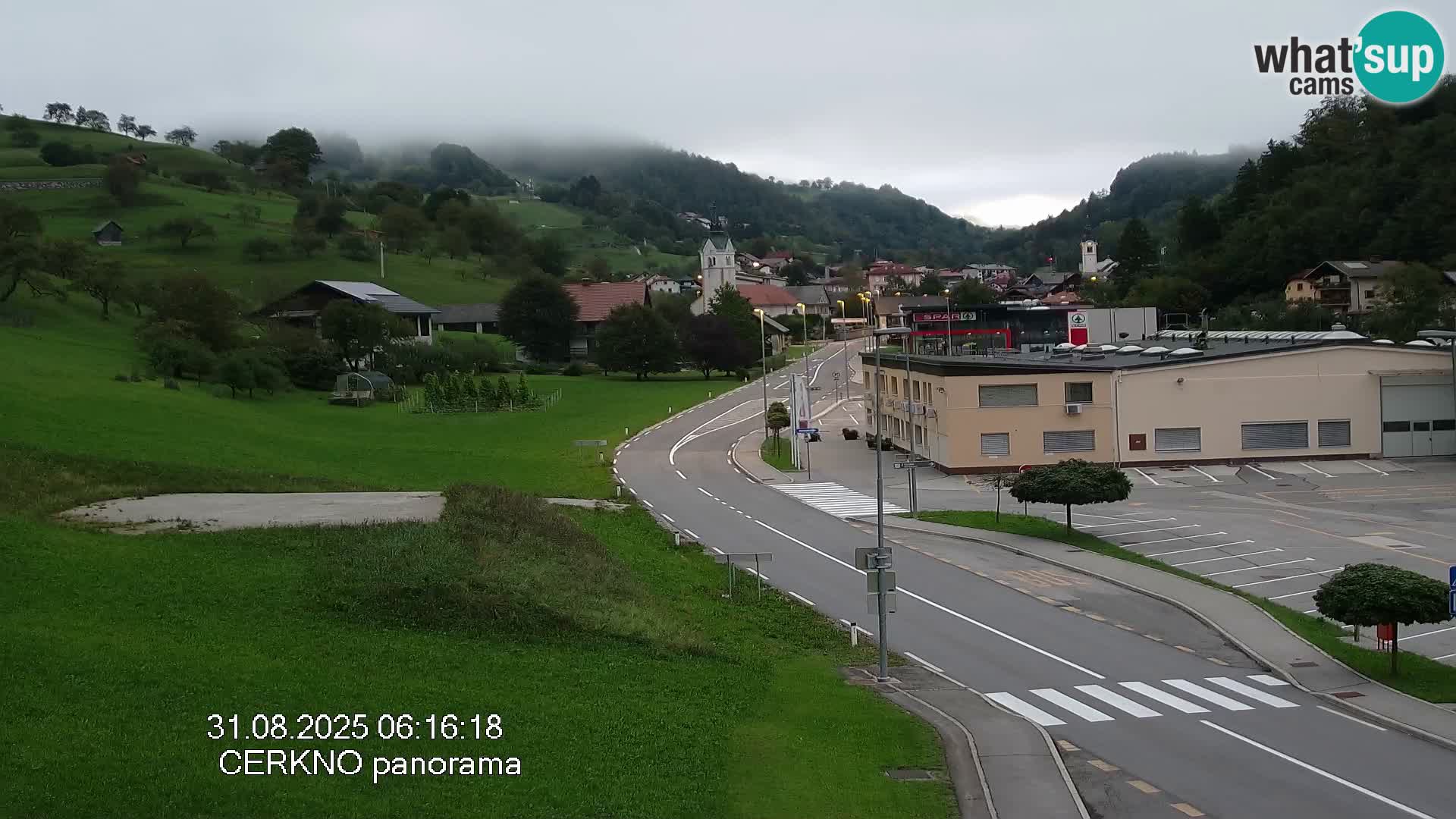 Cerkno entrada a la ciudad Webcam en vivo
