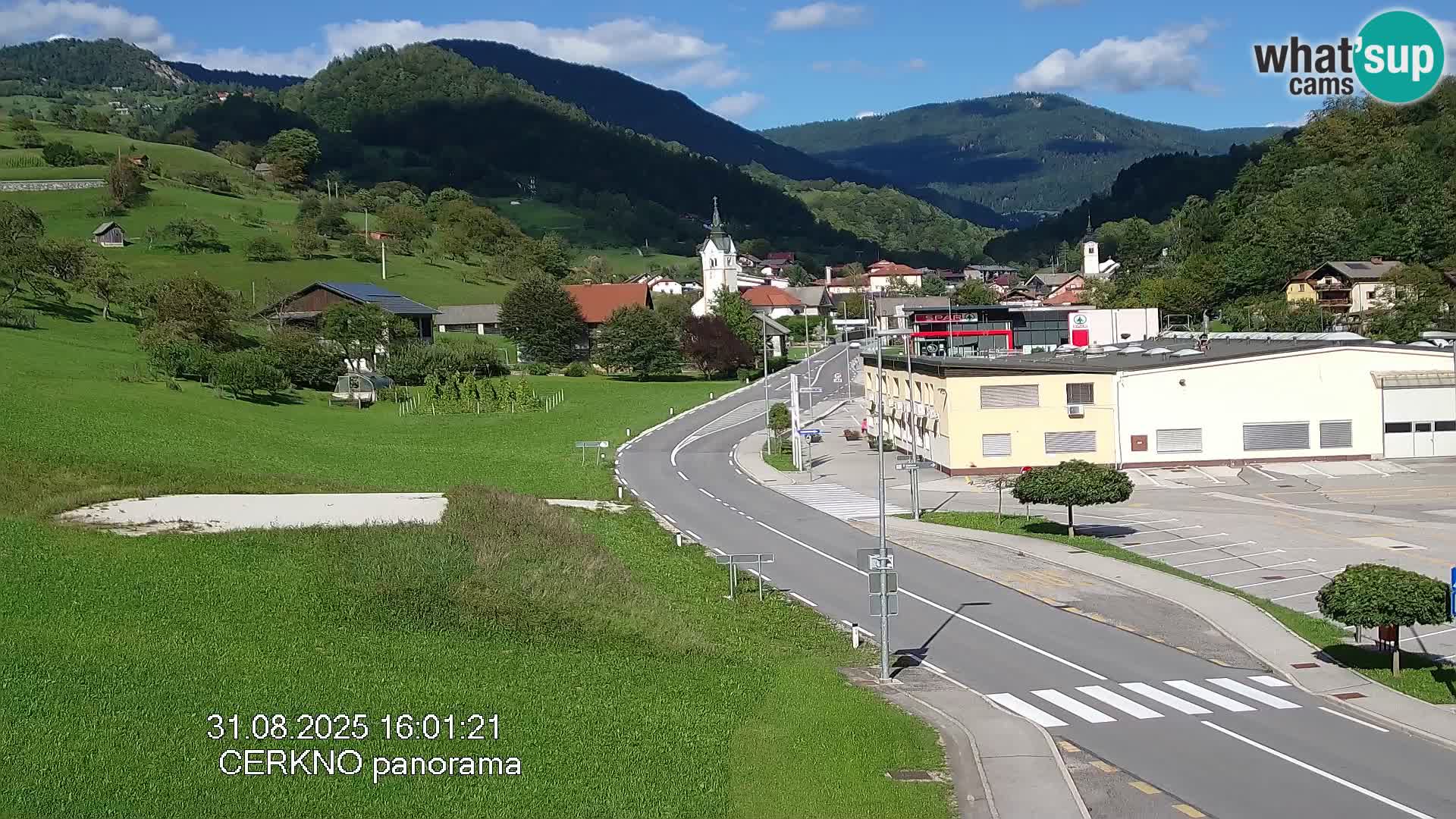 Webcam en direct – Entrée de la ville de Cerkno