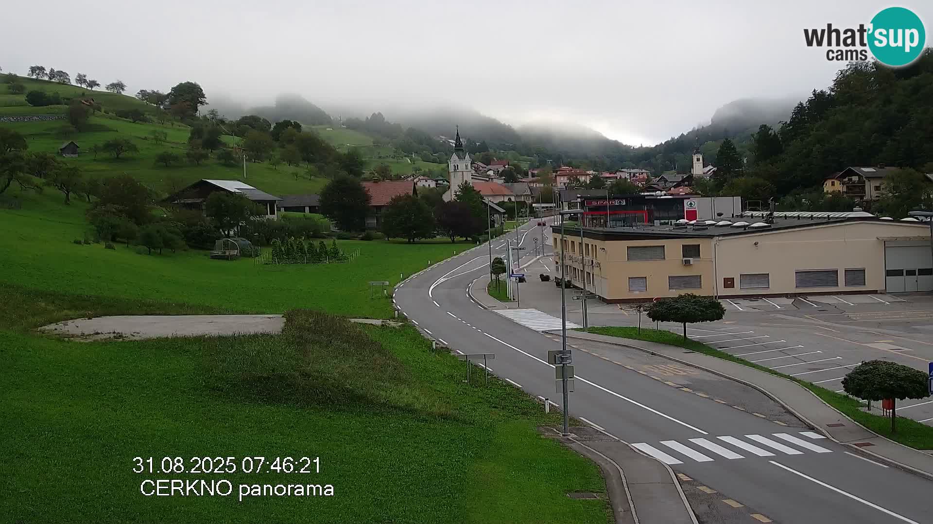 Cerkno entrada a la ciudad Webcam en vivo