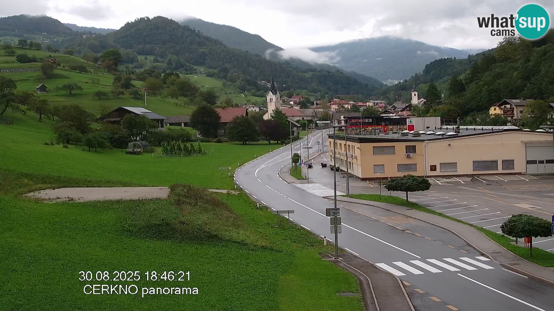 Webcam en direct – Entrée de la ville de Cerkno