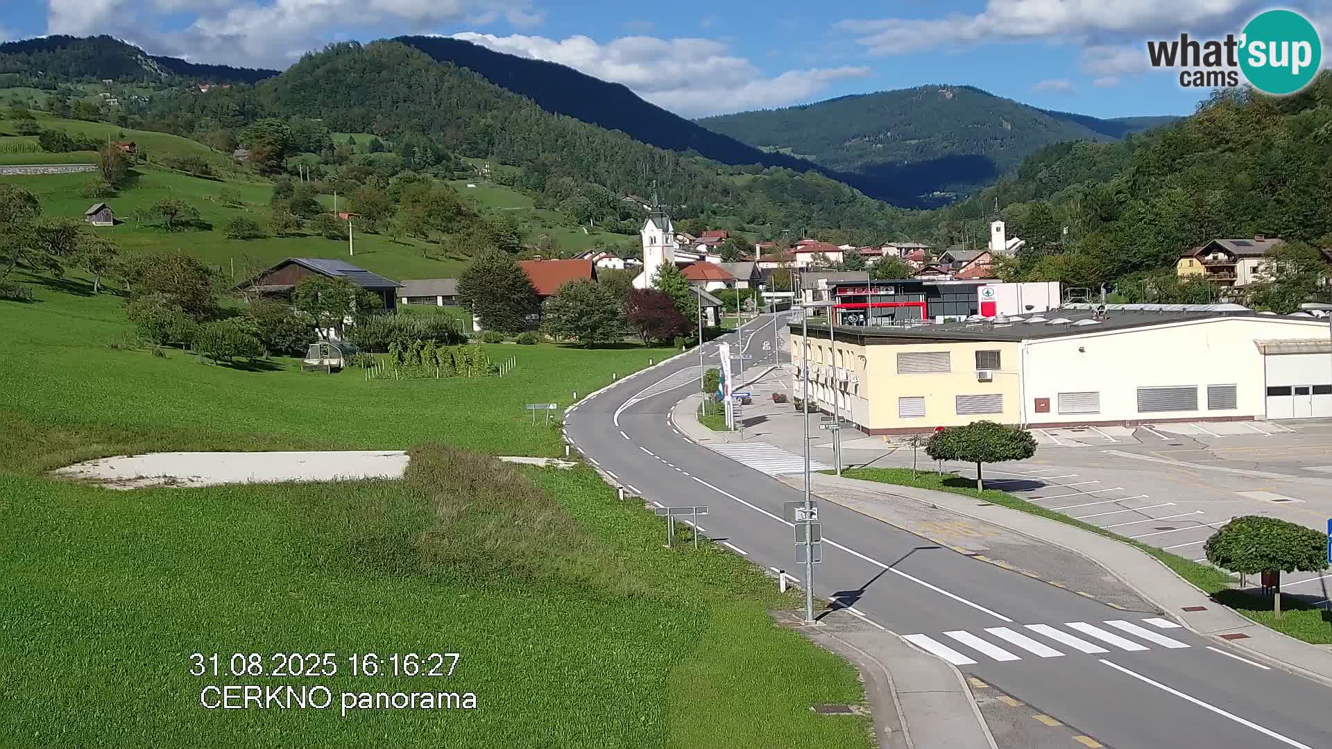 Webcam en direct – Entrée de la ville de Cerkno