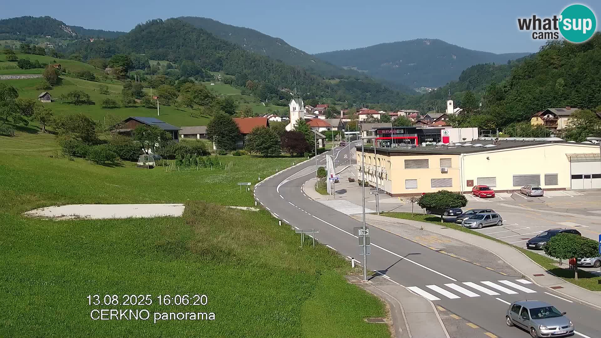 Webcam en direct – Entrée de la ville de Cerkno
