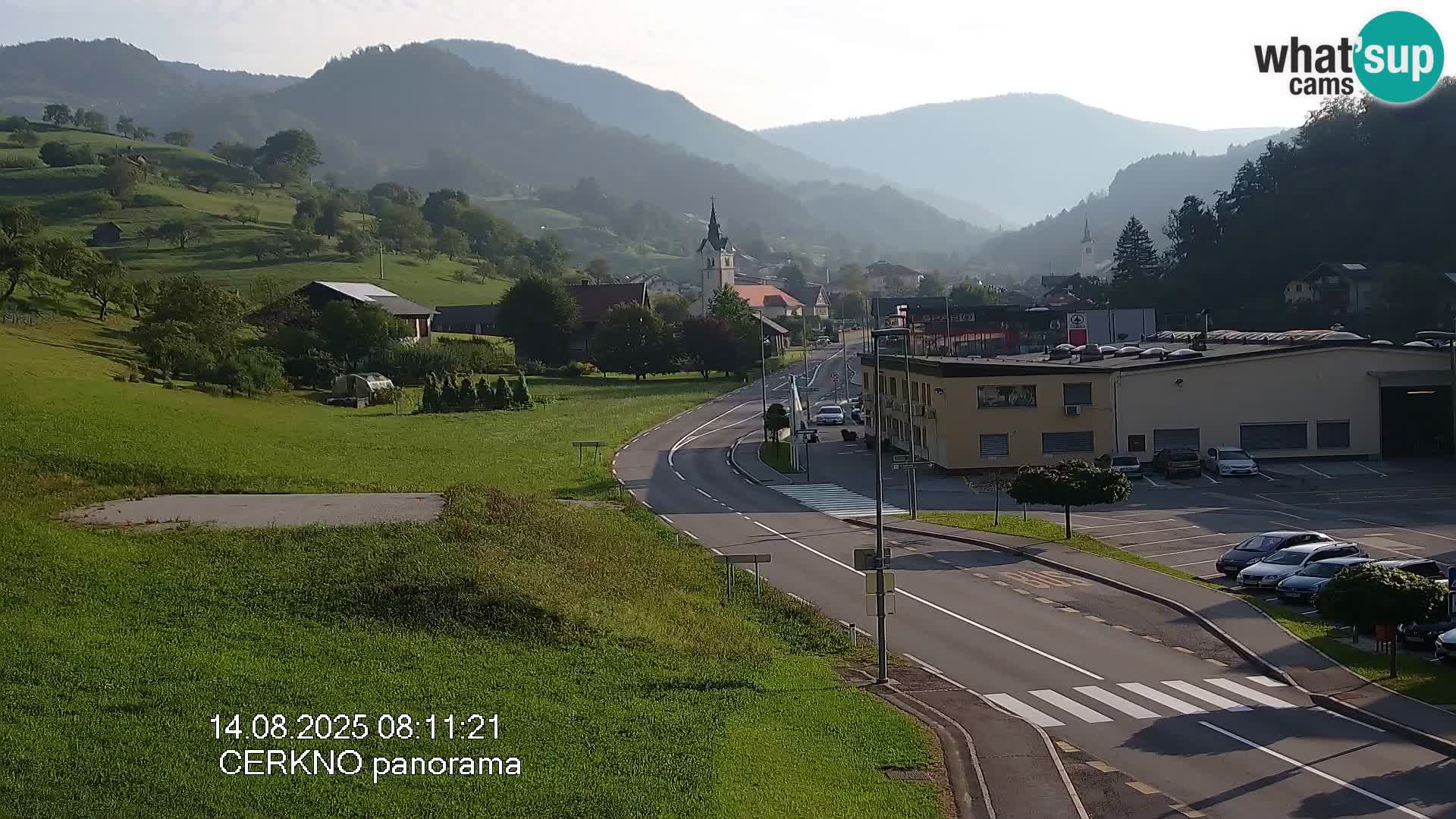 Webcam en direct – Entrée de la ville de Cerkno