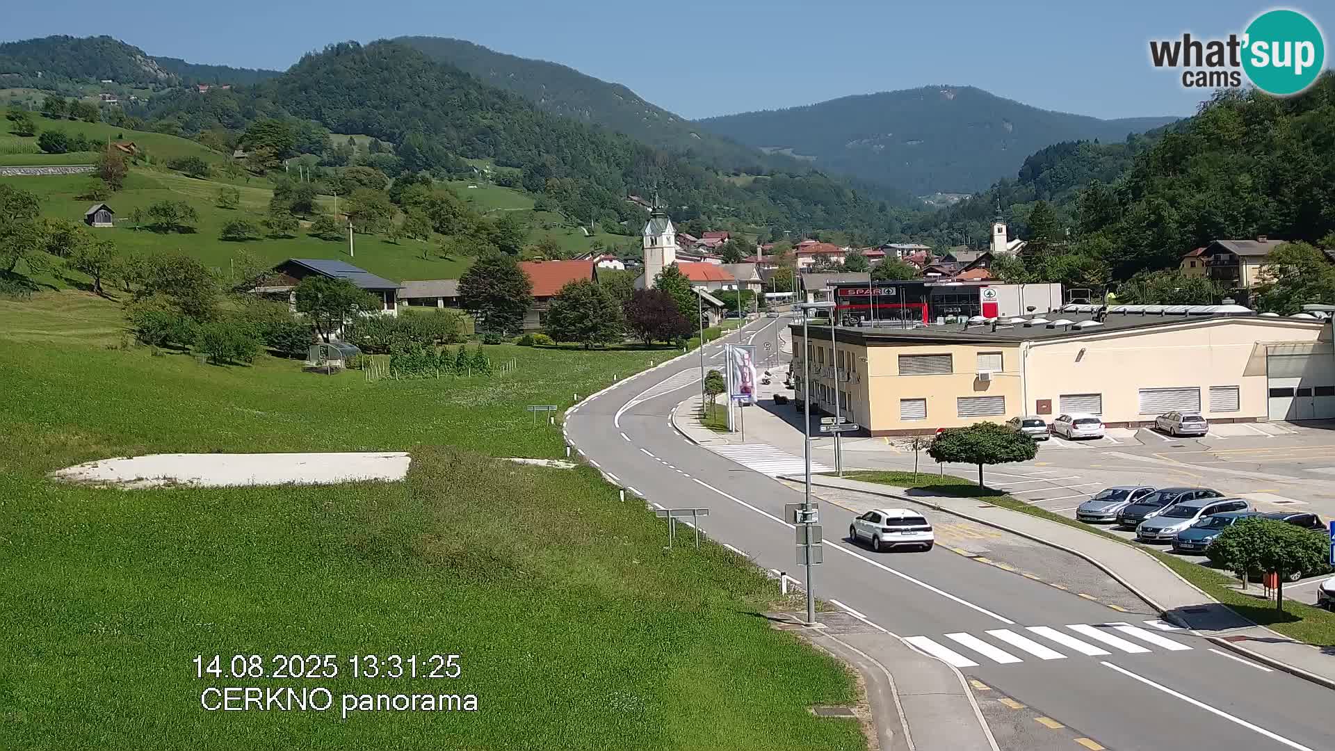Webcam en direct – Entrée de la ville de Cerkno