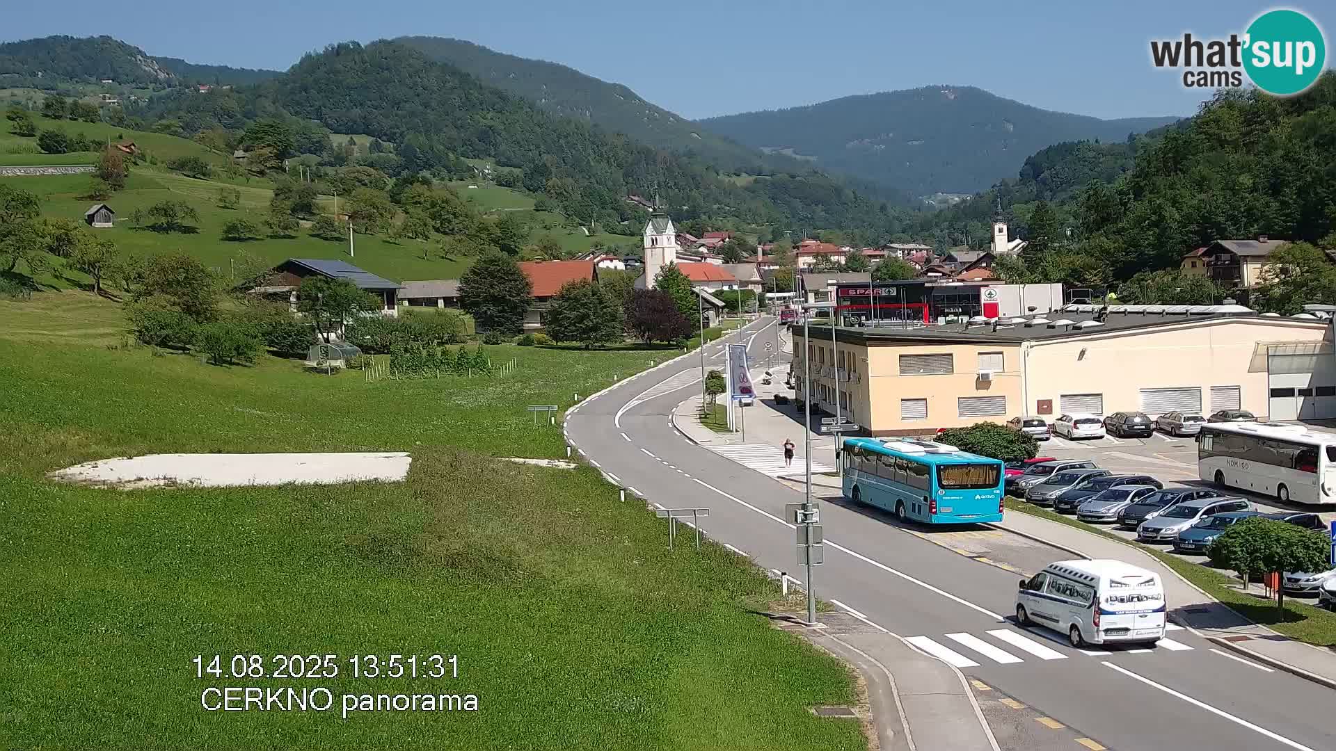 Webcam en direct – Entrée de la ville de Cerkno