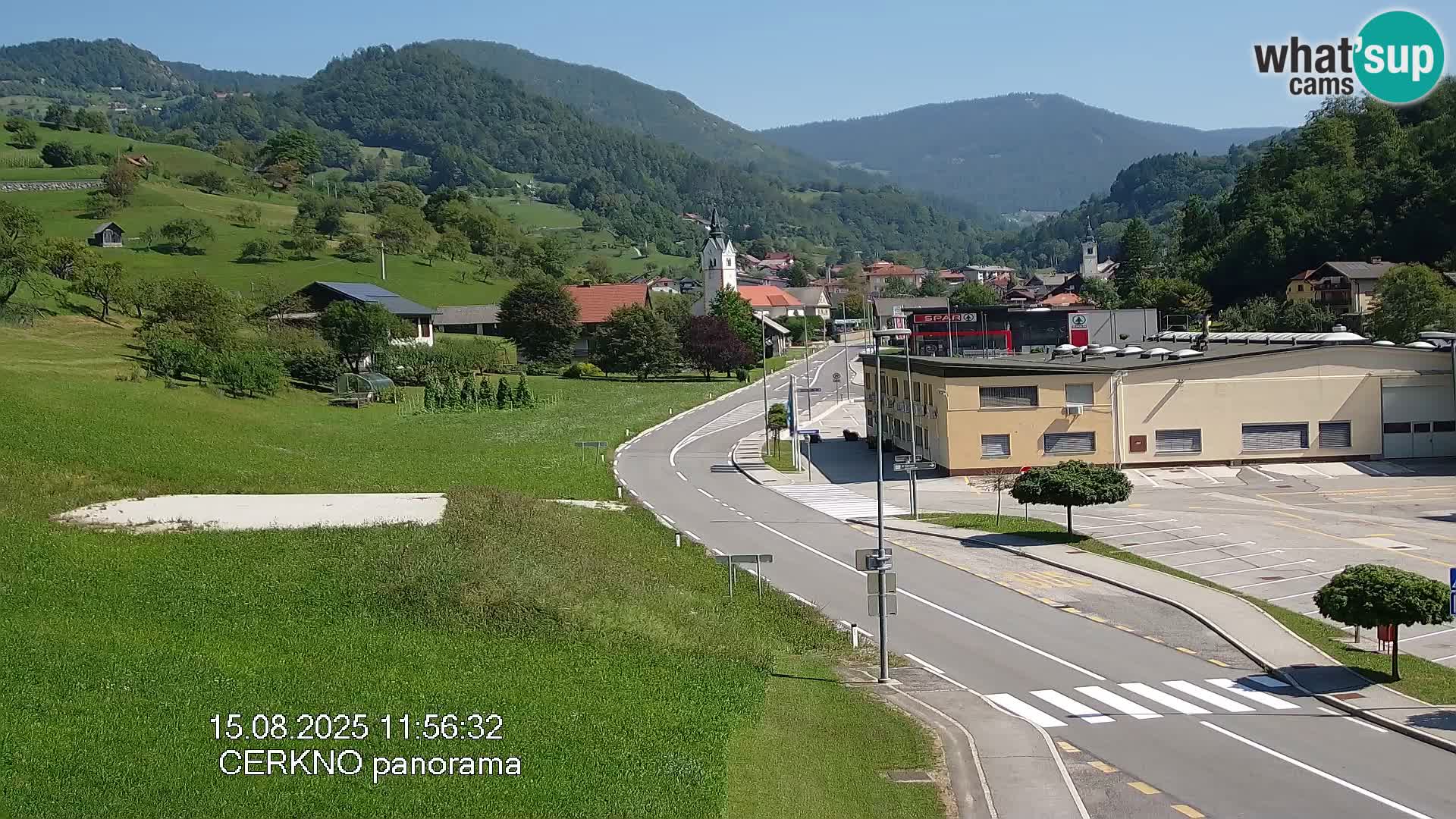 Webcam en direct – Entrée de la ville de Cerkno