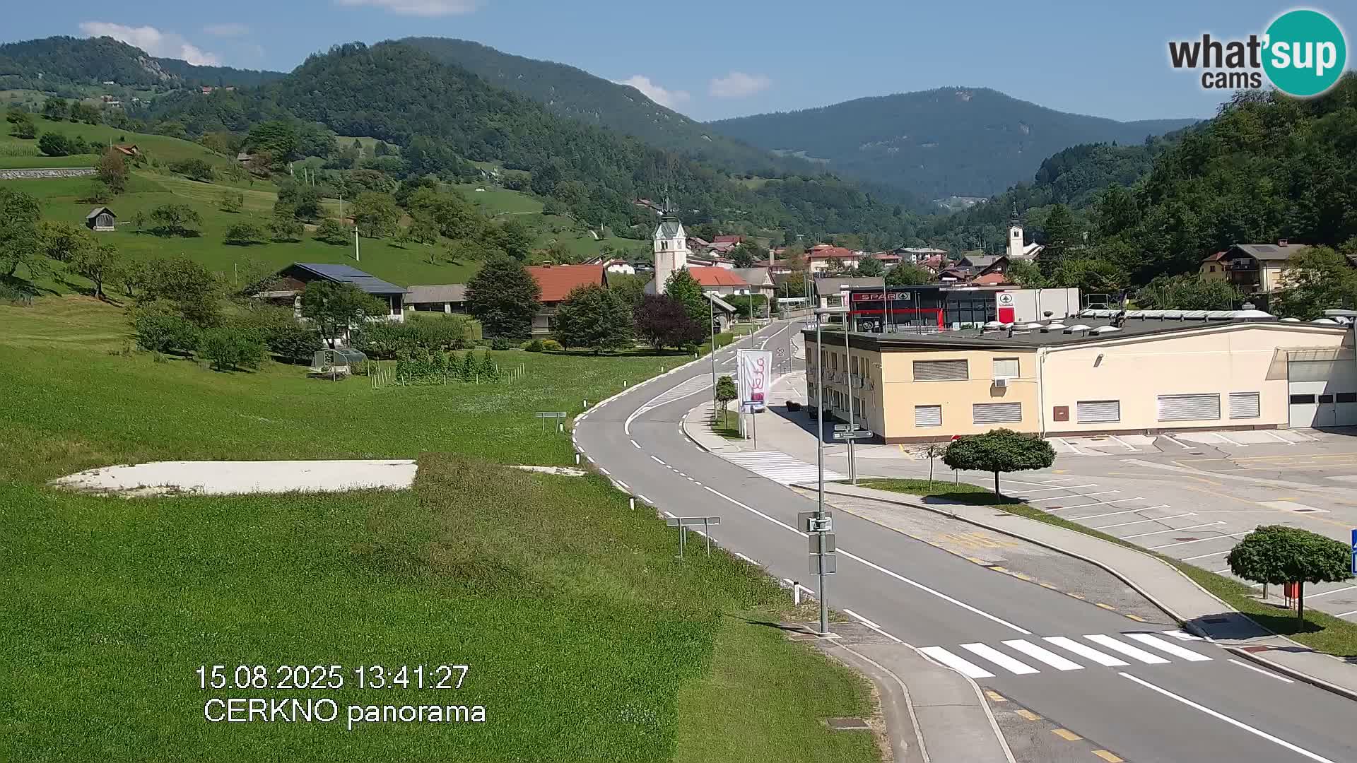 Webcam en direct – Entrée de la ville de Cerkno