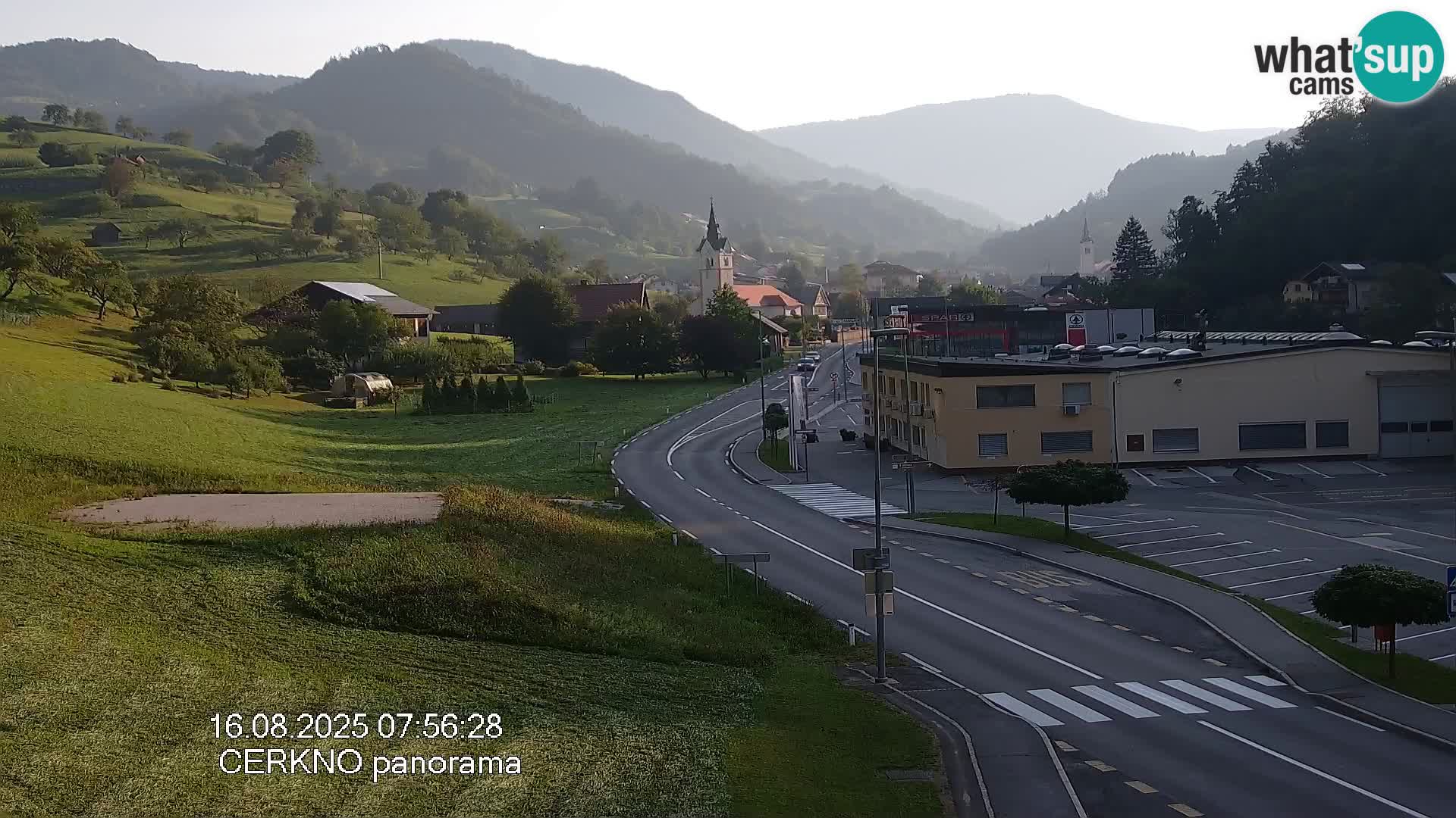 Webcam en direct – Entrée de la ville de Cerkno
