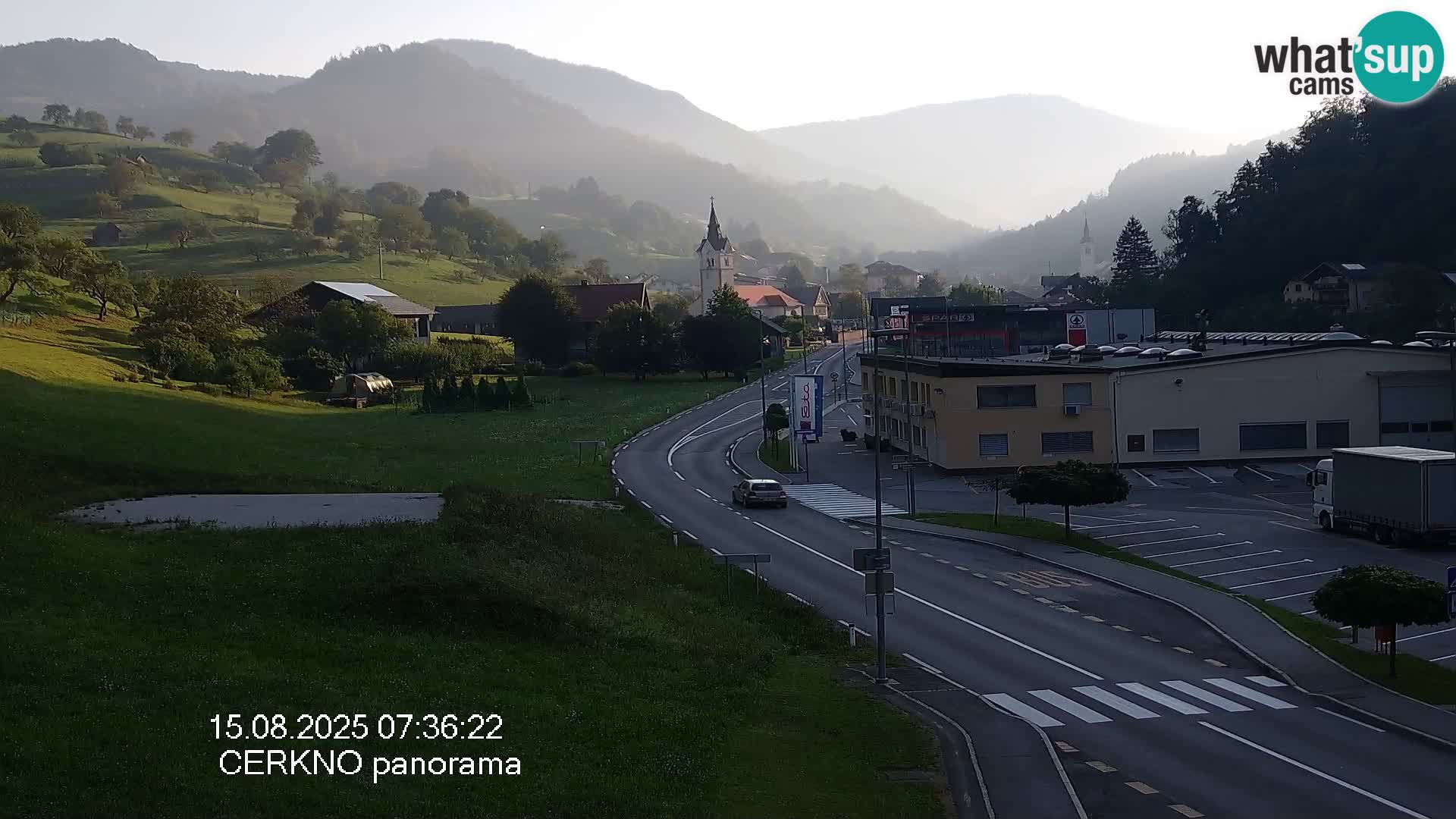 Webcam en direct – Entrée de la ville de Cerkno