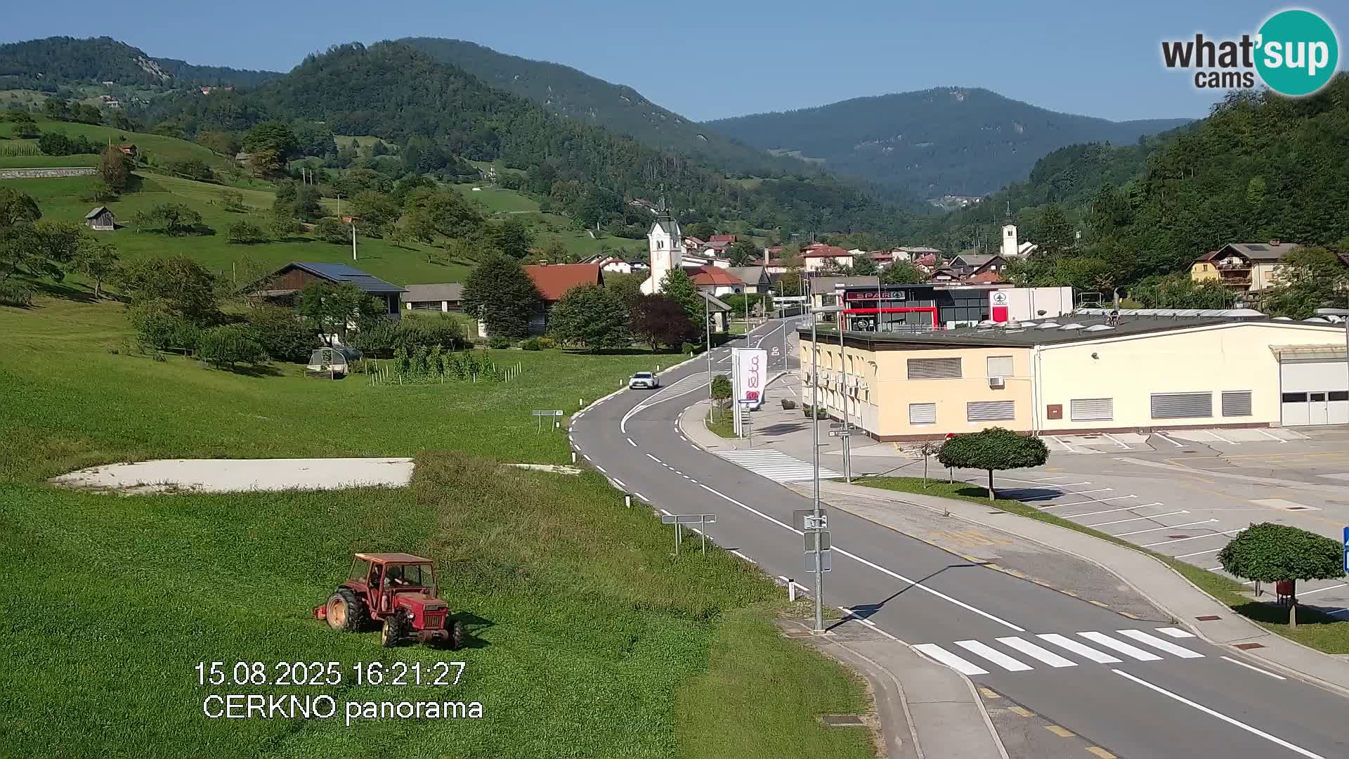 Webcam en direct – Entrée de la ville de Cerkno