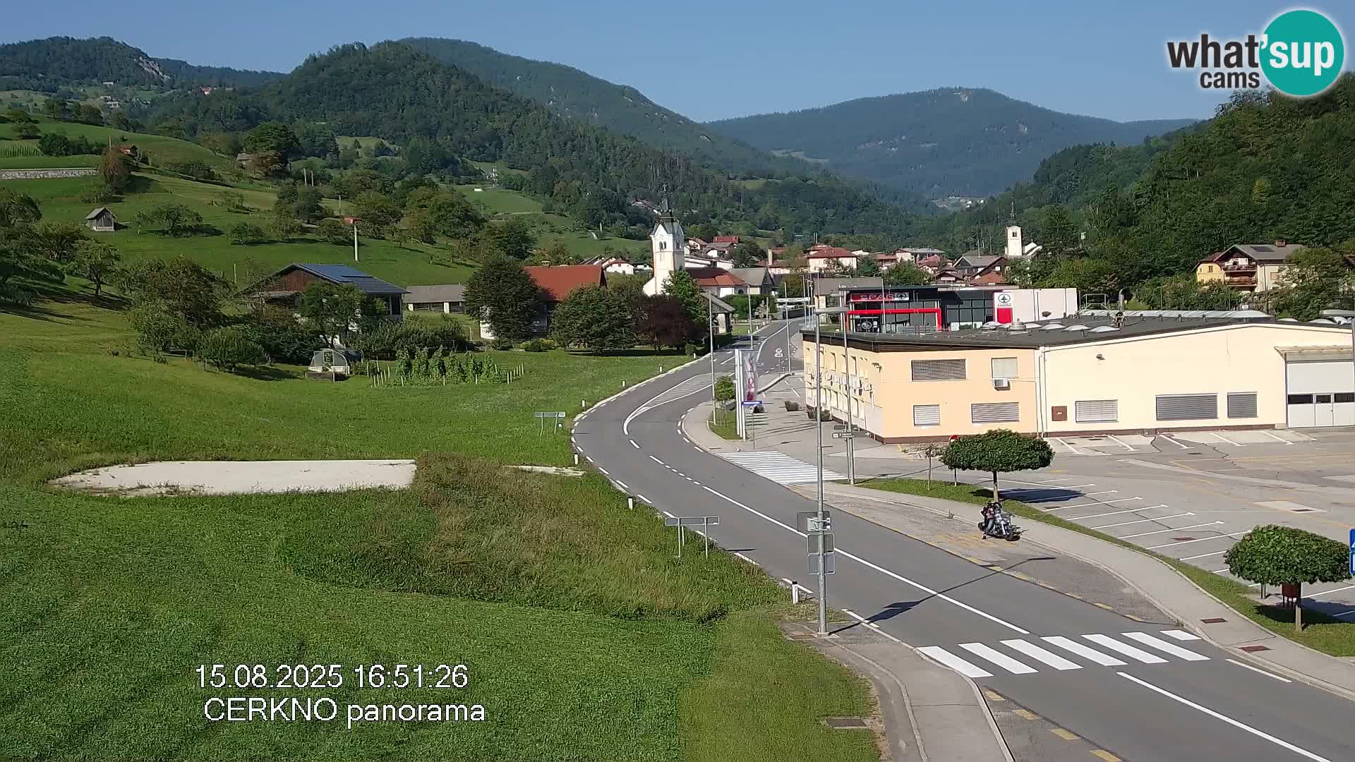 Webcam en direct – Entrée de la ville de Cerkno