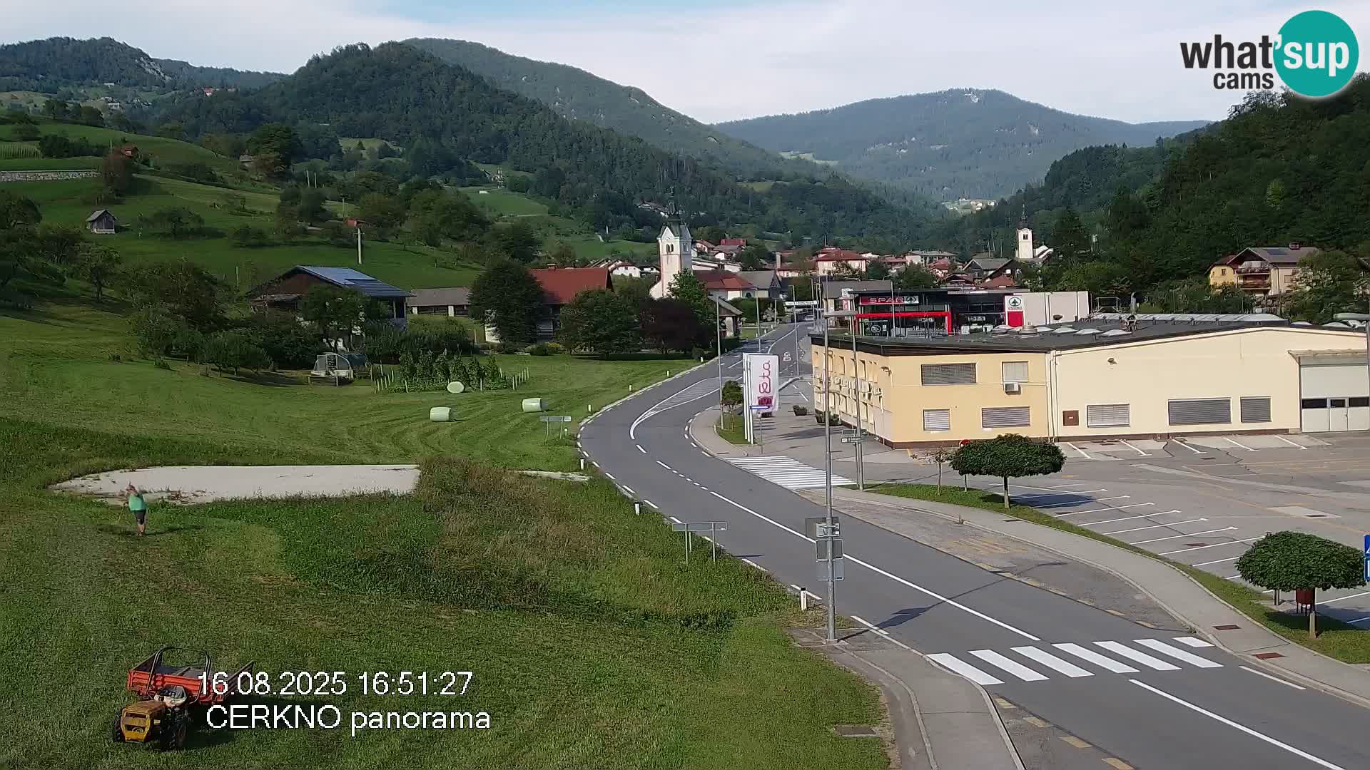 Cerkno city entrance Live Webcam