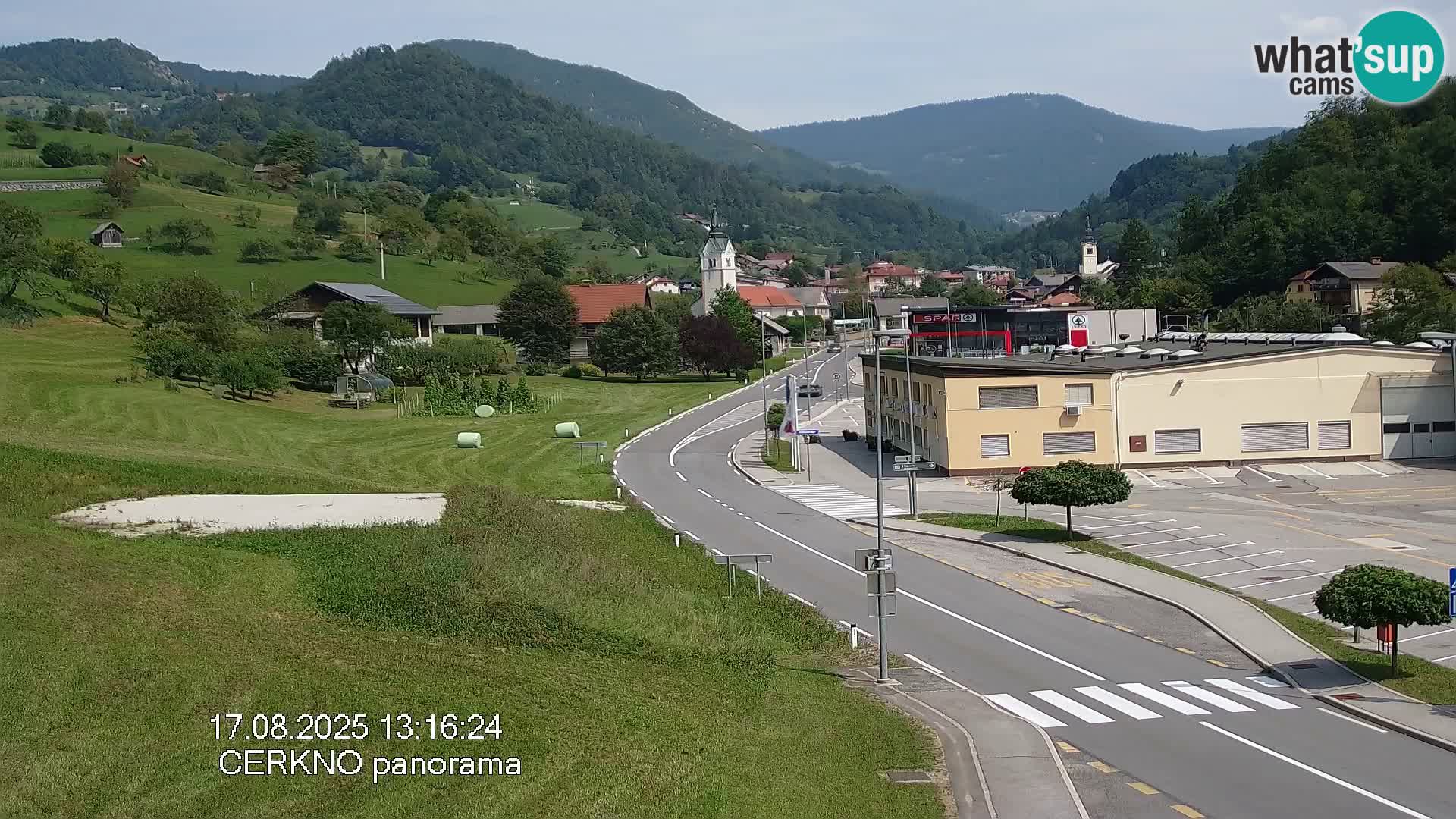 Webcam en direct – Entrée de la ville de Cerkno